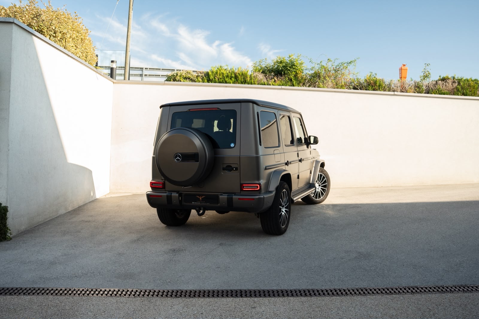 MERCEDES-BENZ G 500 AMG Line 9G-Tronic-image-4