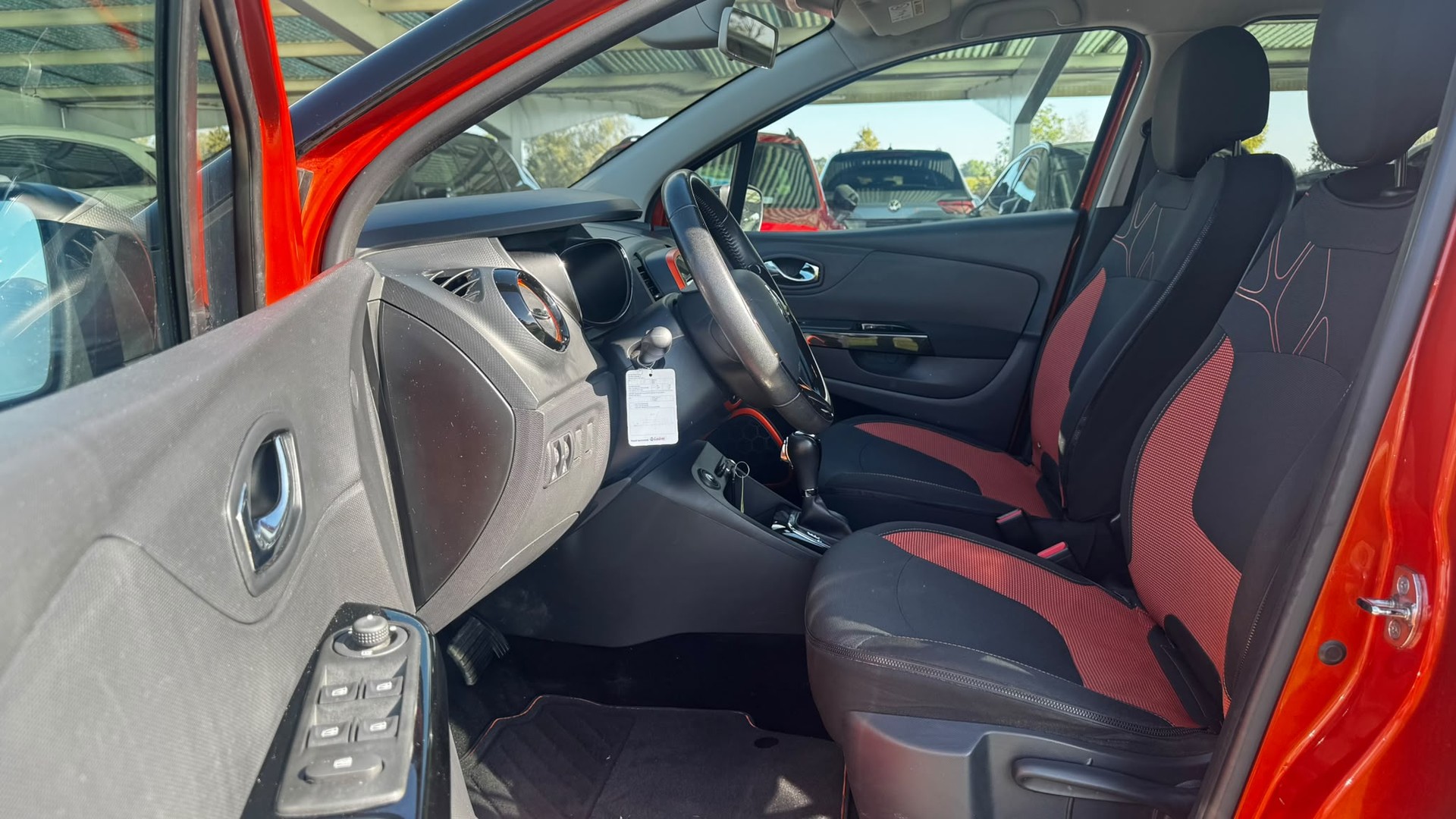 RENAULT Captur 1.2 T 16V Dynamique EDC-image-10