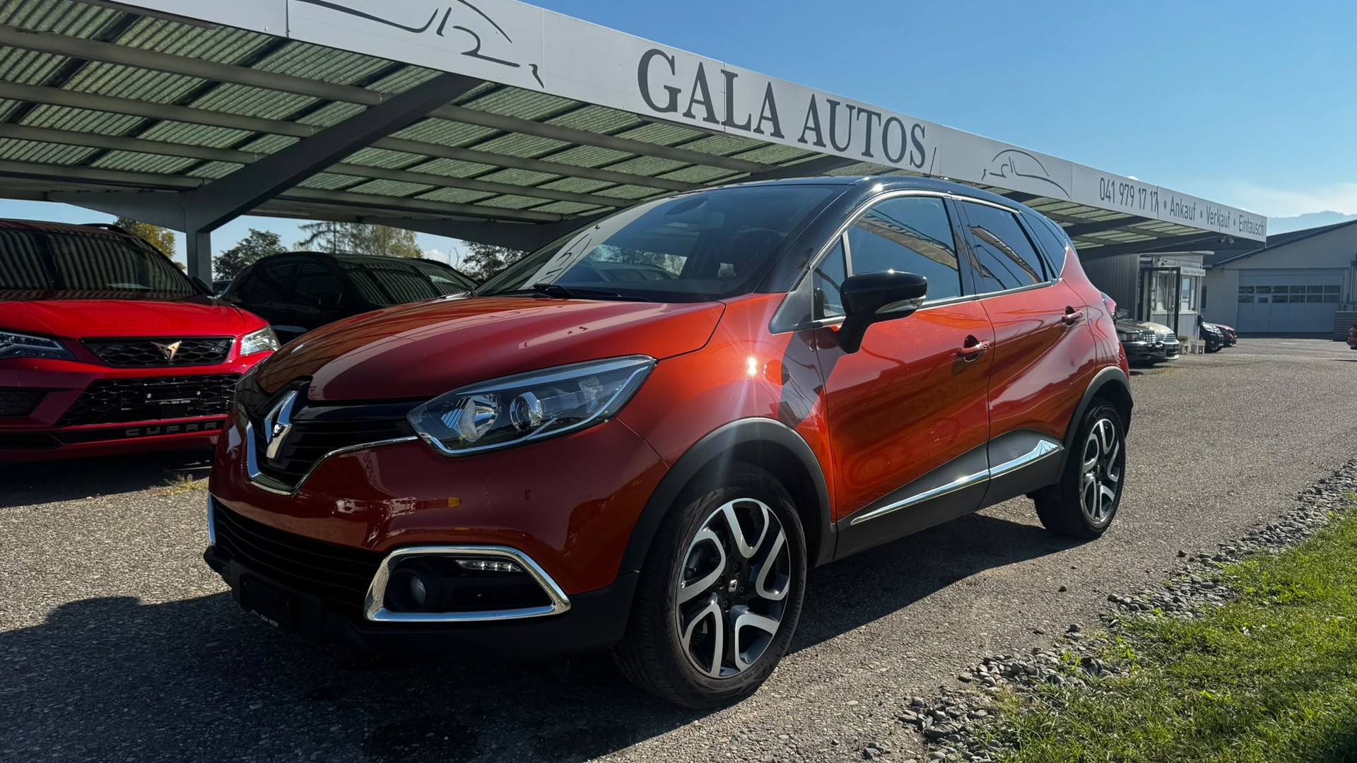 RENAULT Captur 1.2 T 16V Dynamique EDC-image-0