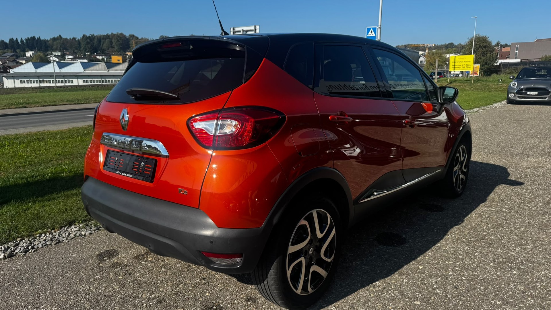 RENAULT Captur 1.2 T 16V Dynamique EDC-image-4