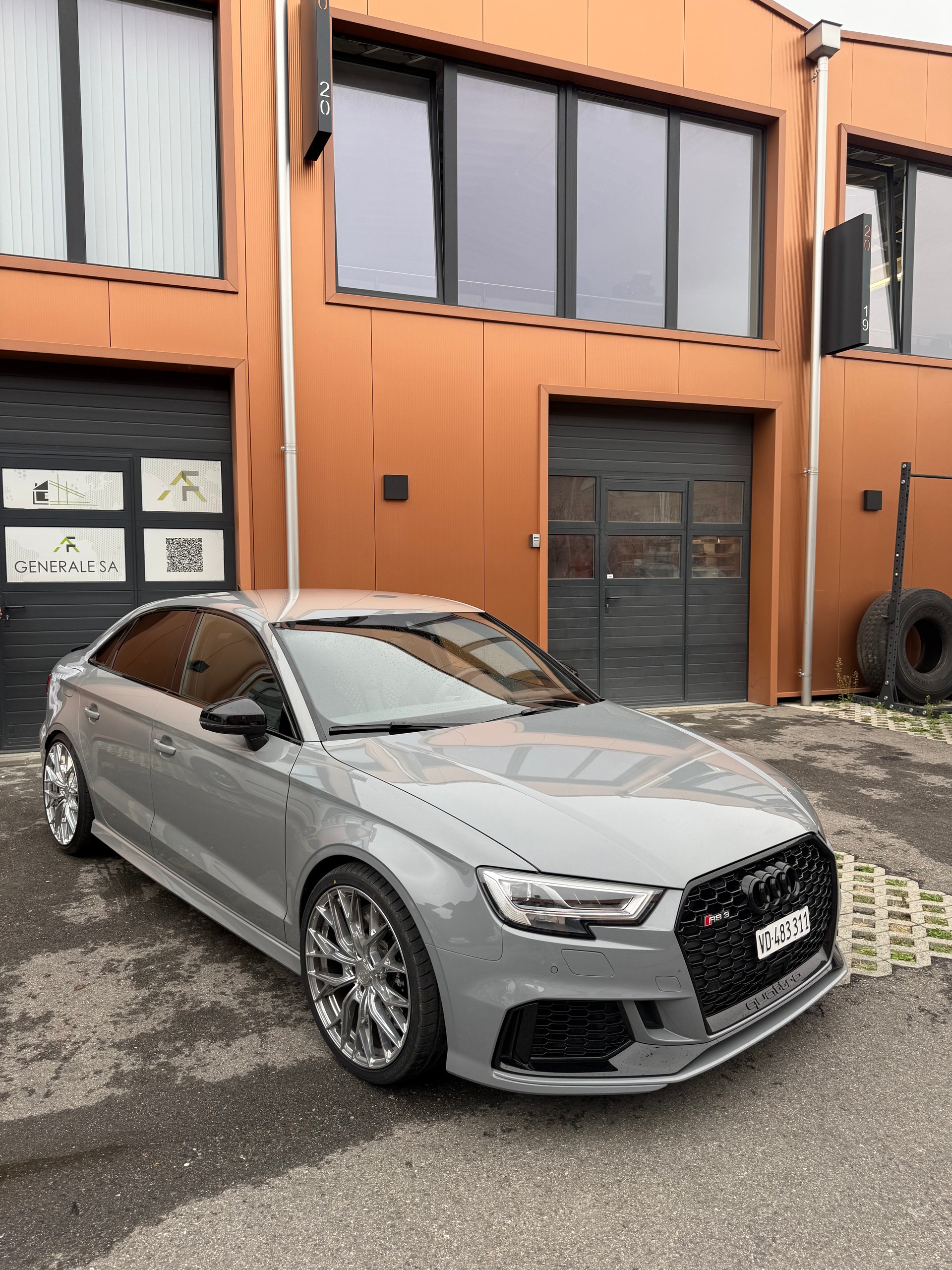 AUDI 2.5 T FSI quattro S-Tronic-image-0