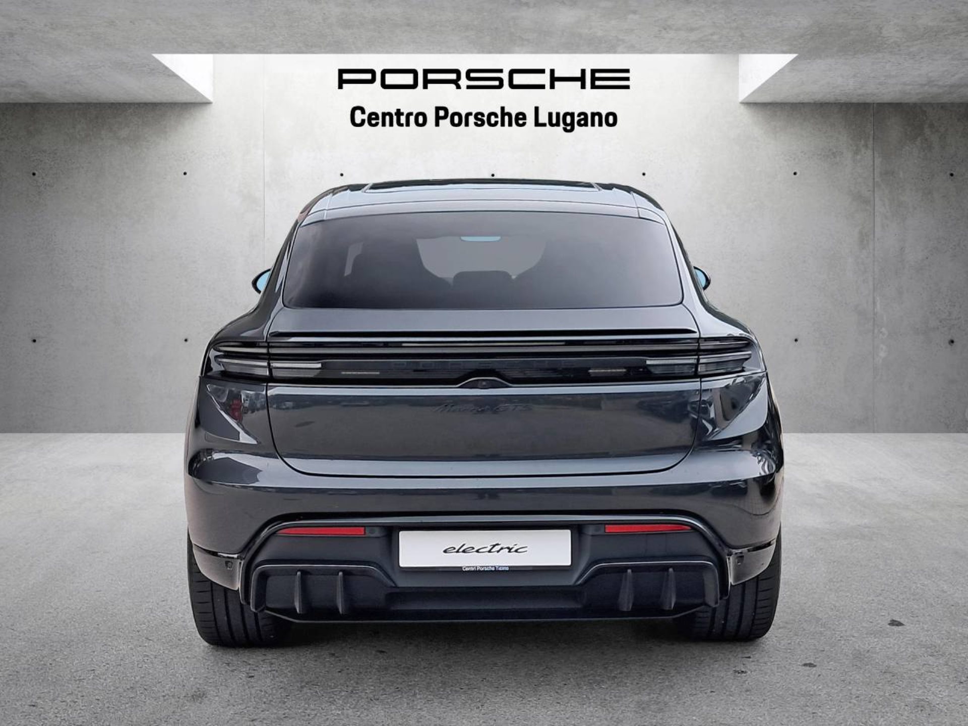 PORSCHE Macan GTS-image-10