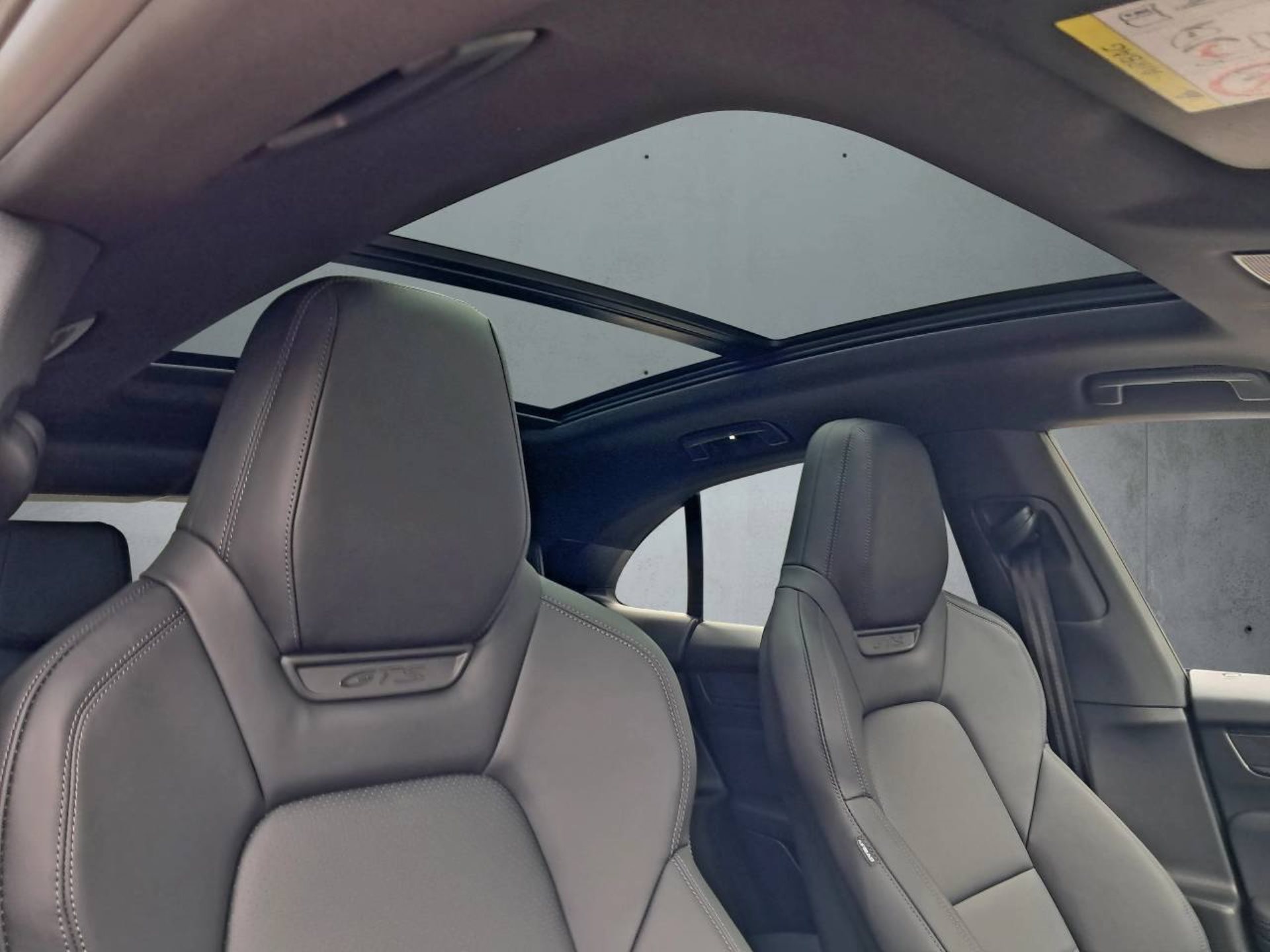 PORSCHE Macan GTS-image-19