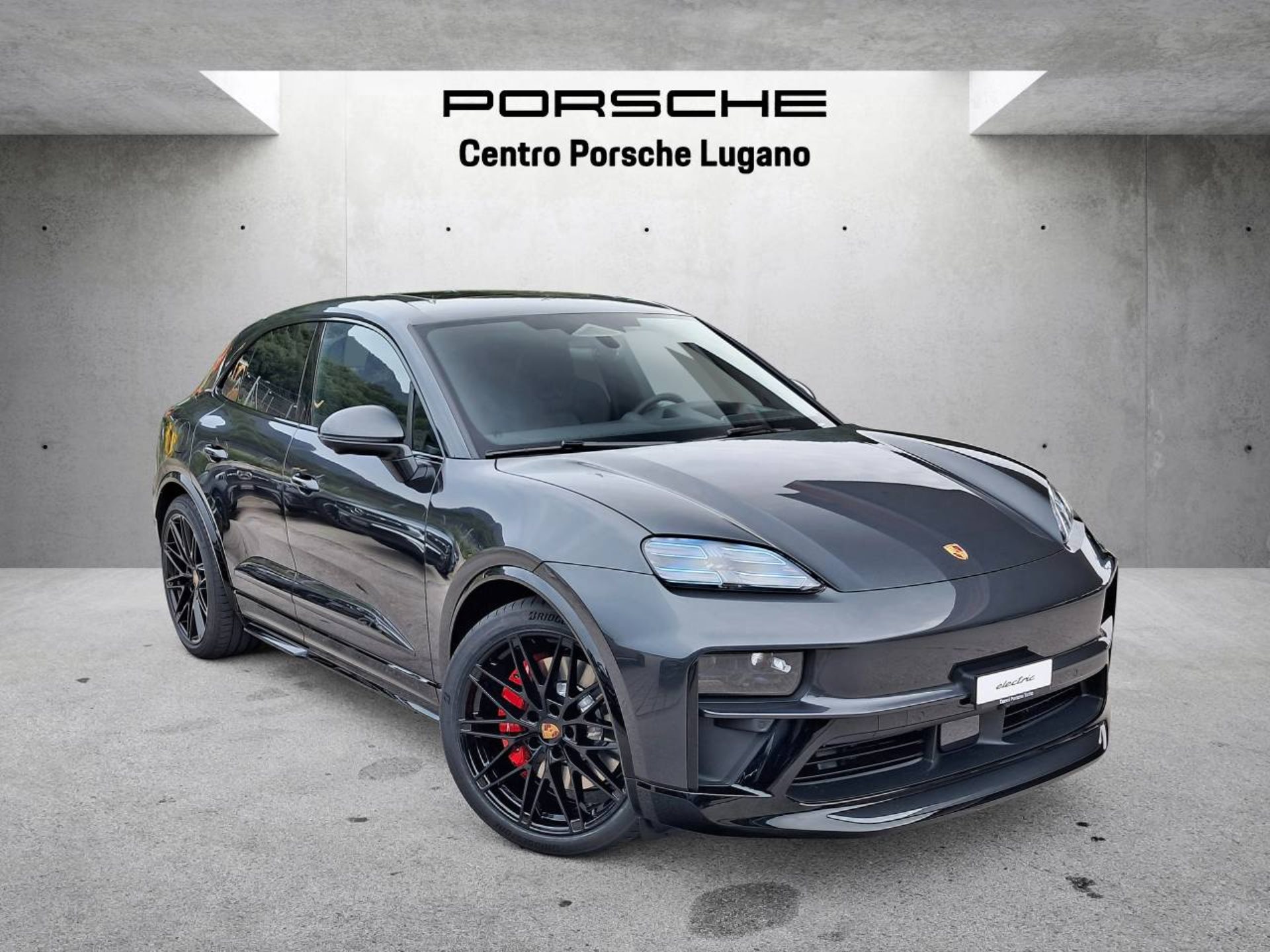 PORSCHE Macan GTS-image-0