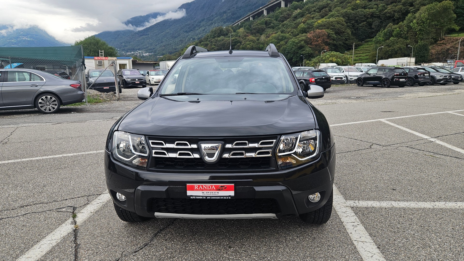 DACIA Duster 1.2 T Lauréate 4x4-image-0