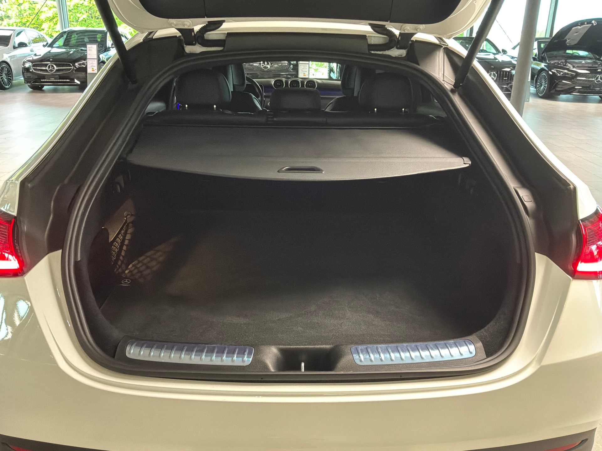 MERCEDES-BENZ GLC Coupé 200 4Matic 9G-Tronic-image-6