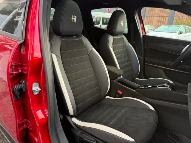 ALFA ROMEO Junior 1.2 48V Hybrid Sport Speciale Tech Sky MY26-image-14