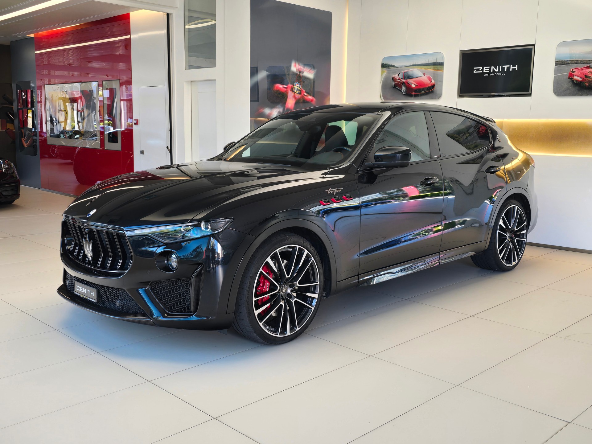 MASERATI Levante 3.8 V8 Trofeo Q4 Automatica - Facelift 2021-image-0