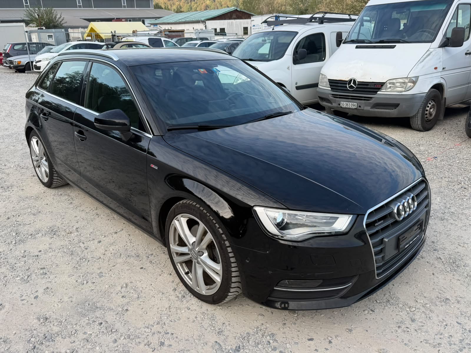 AUDI A3 Sportback 2.0 TDI Ambiente quattro S-tronic-image-5
