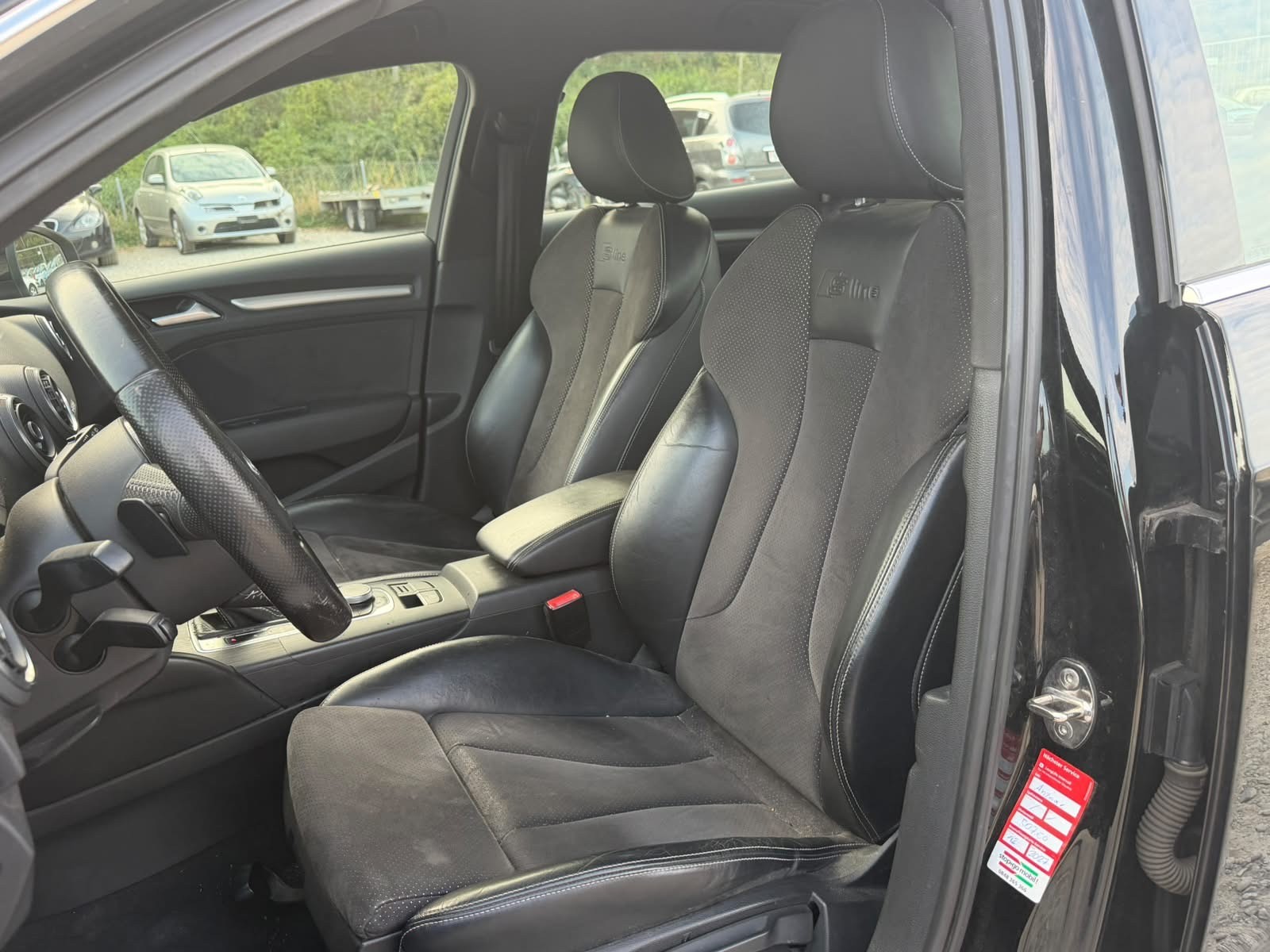 AUDI A3 Sportback 2.0 TDI Ambiente quattro S-tronic-image-11