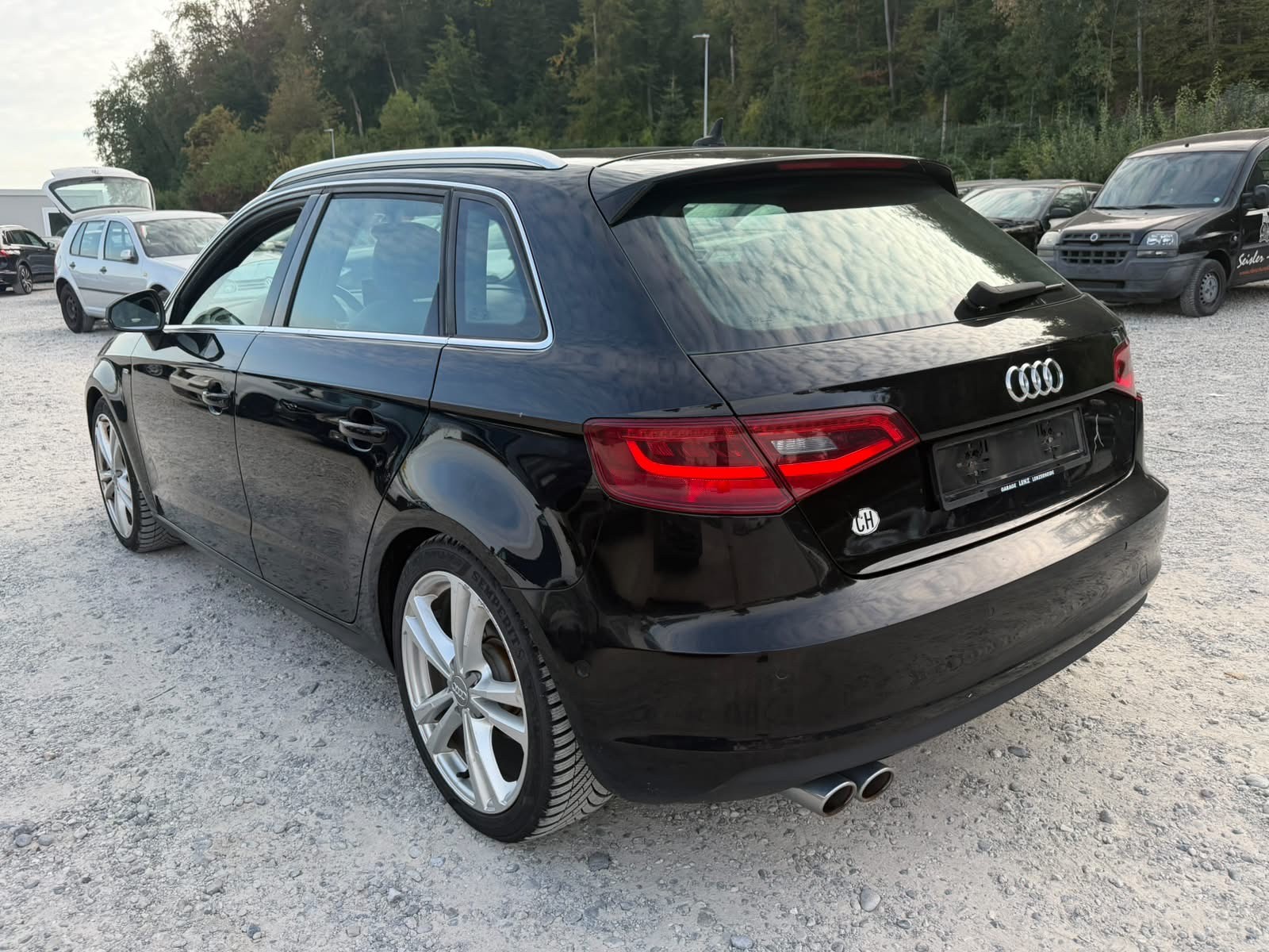 AUDI A3 Sportback 2.0 TDI Ambiente quattro S-tronic-image-9