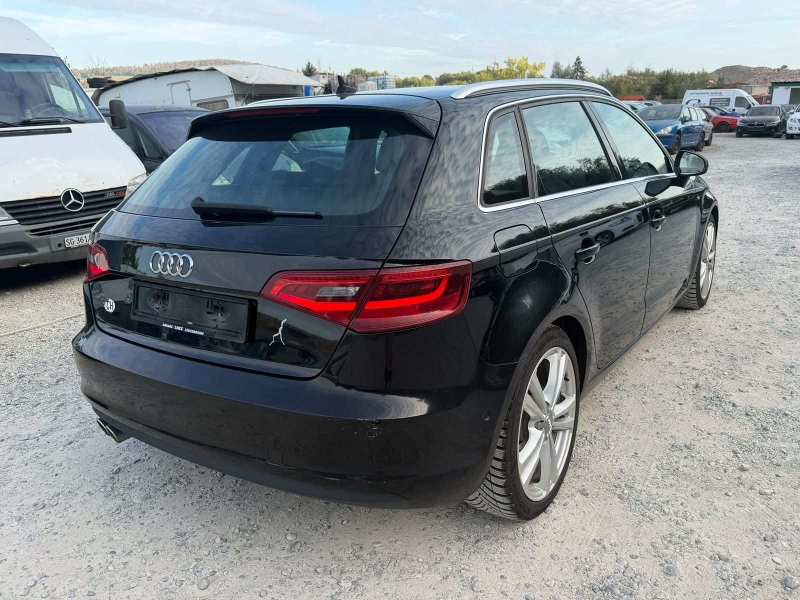 AUDI A3 Sportback 2.0 TDI Ambiente quattro S-tronic-image-8