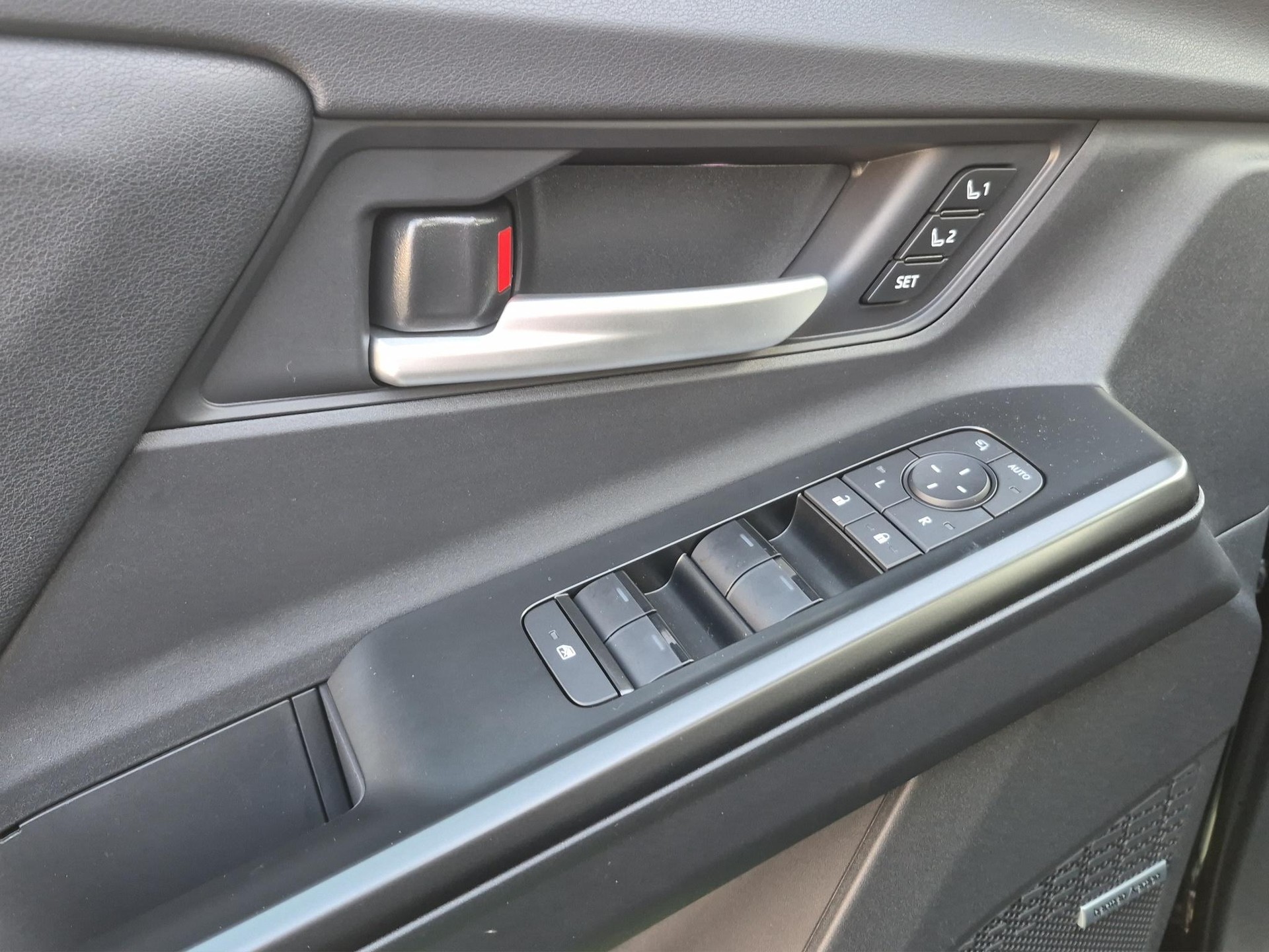 SUBARU Uncharted eV Luxury AWD-image-10