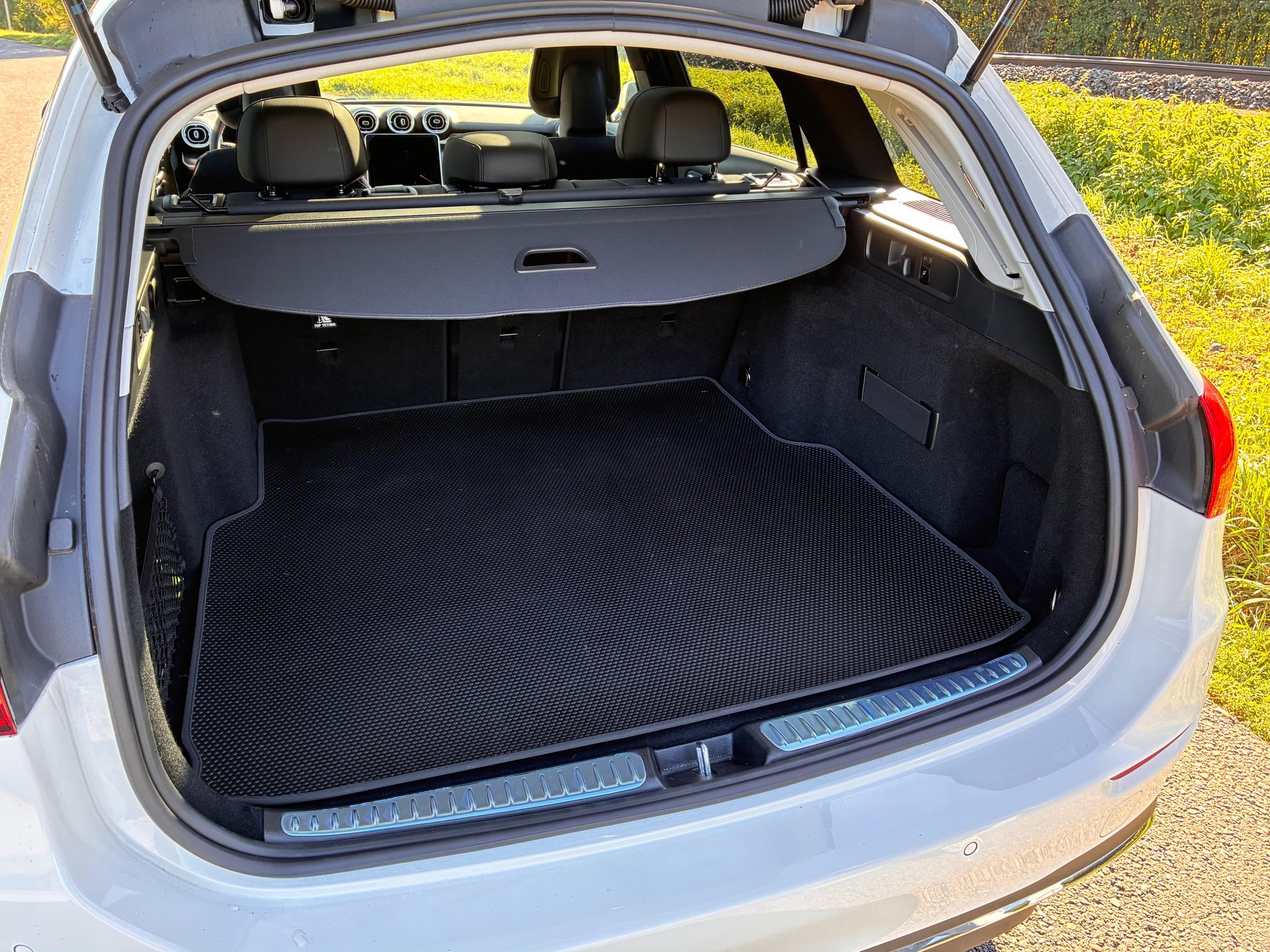 MERCEDES-BENZ C 200d T Avantgarde-image-5