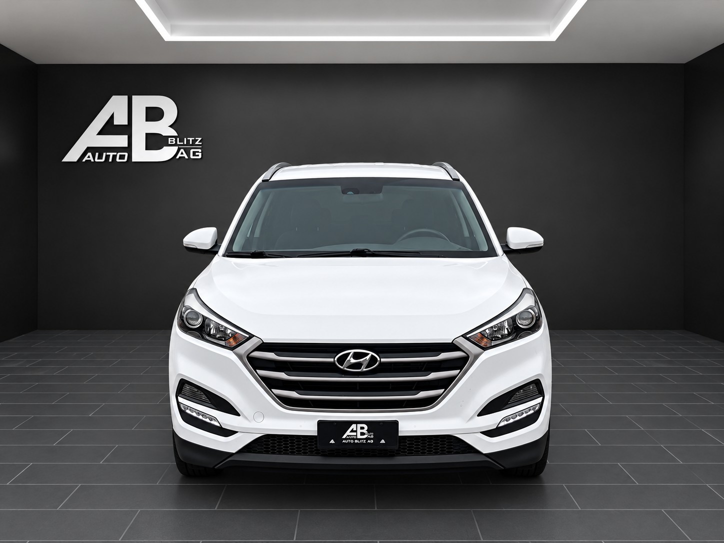 HYUNDAI Tucson 1.7 CRDI Origo DCT7