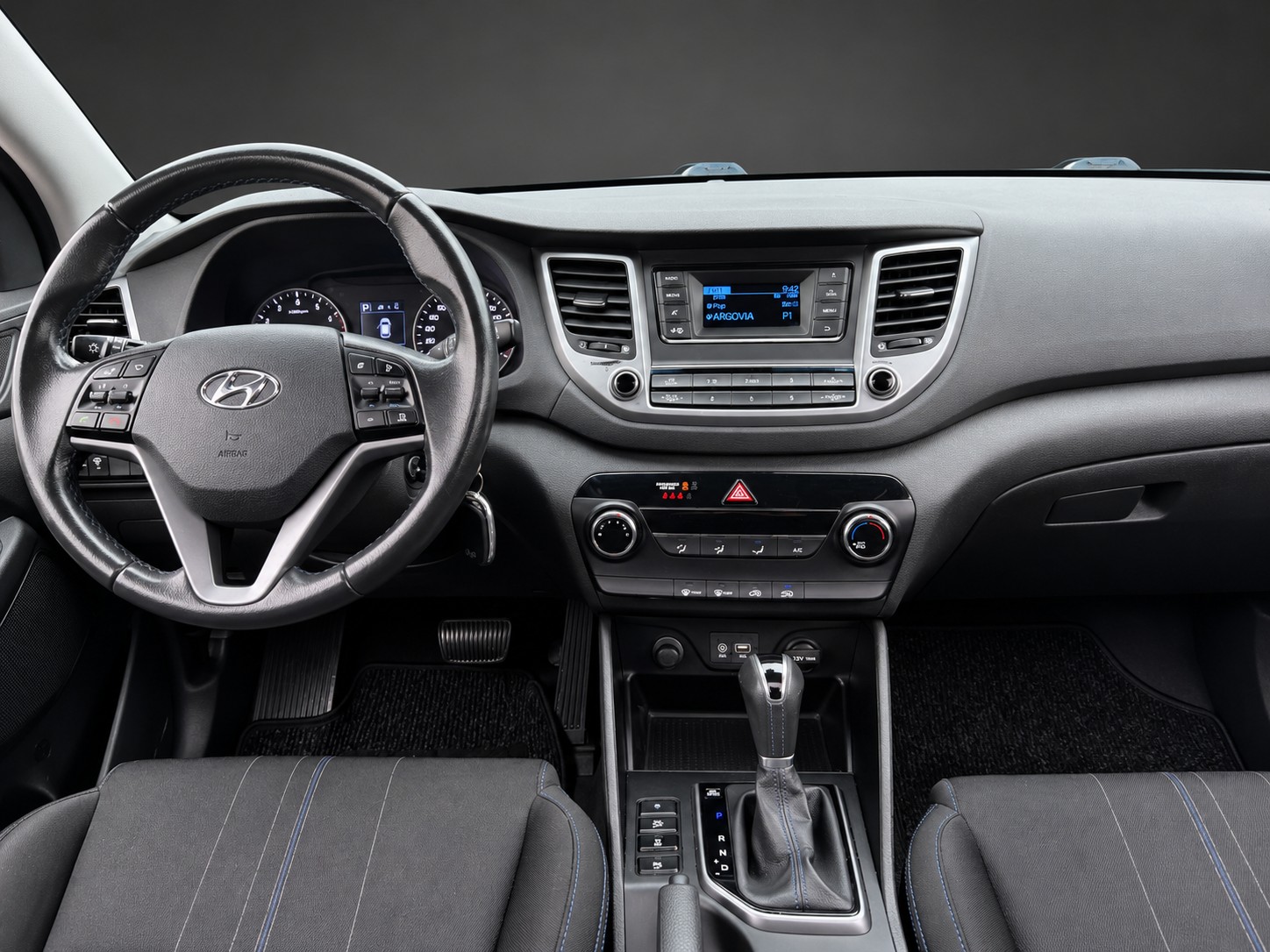 HYUNDAI Tucson 1.7 CRDI Origo DCT7-image-10