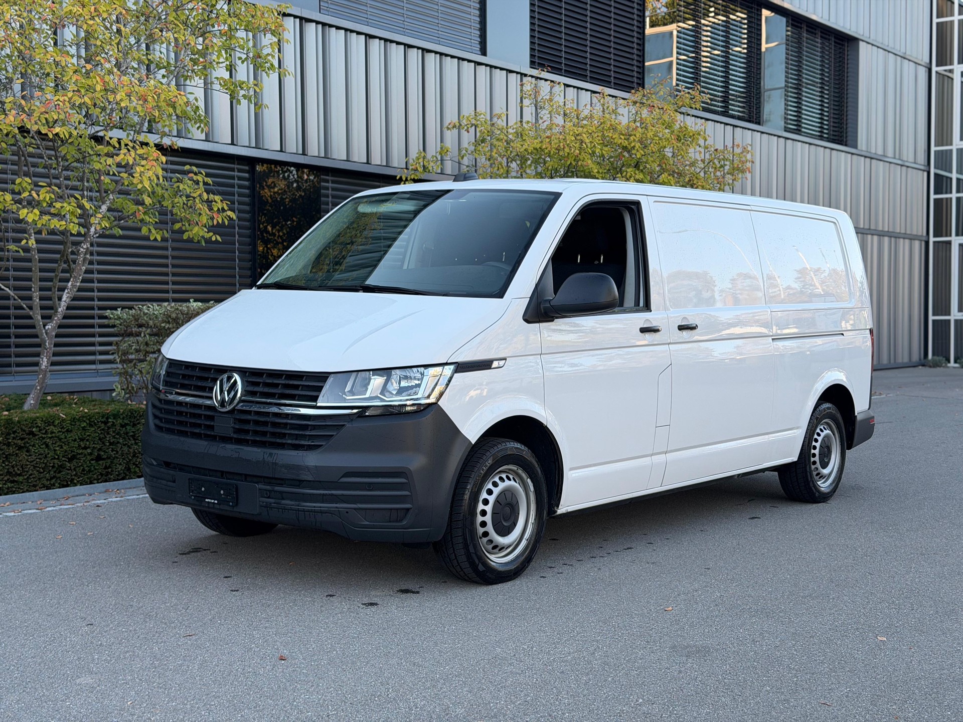 VW T6.1 2.0 TDI 4Motion-image-0