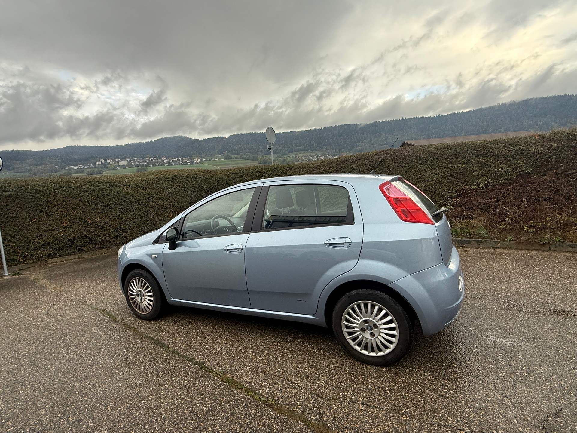 FIAT Punto 1.4 Dynamic-image-2