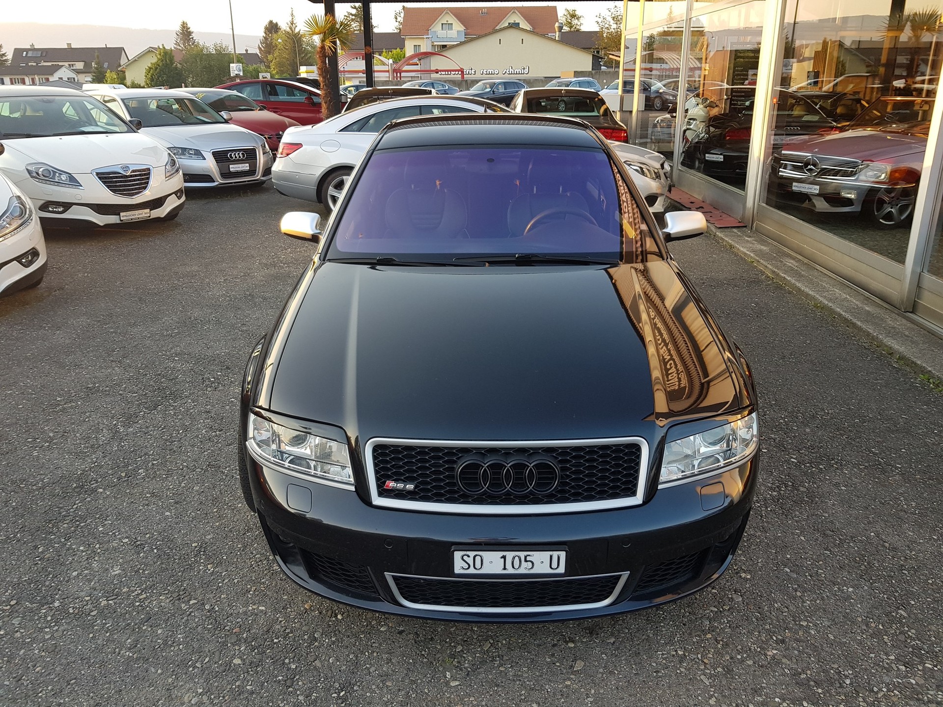 AUDI RS6 quattro tiptronic-showroom-element-1