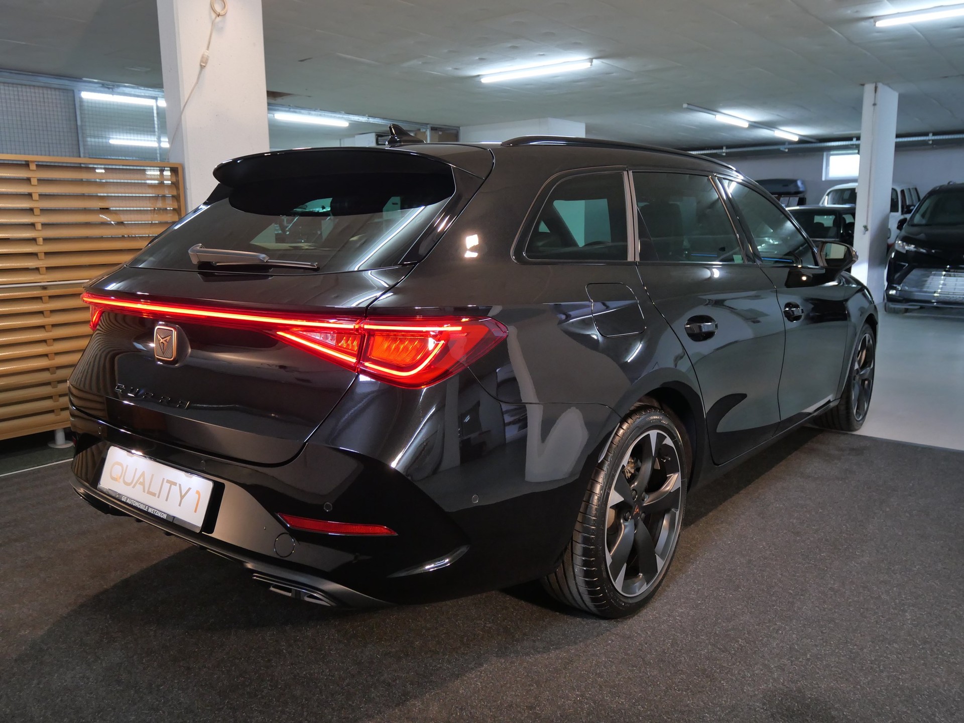 CUPRA LEON ST 1.5 e TSI DSG-Automat-image-6