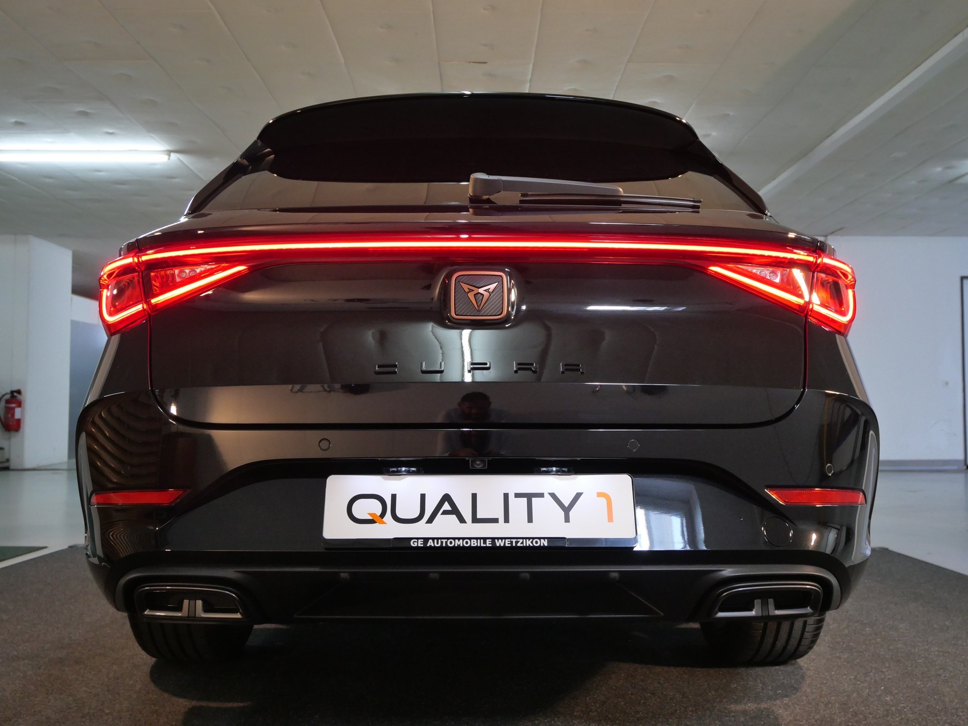 CUPRA LEON ST 1.5 e TSI DSG-Automat-image-10
