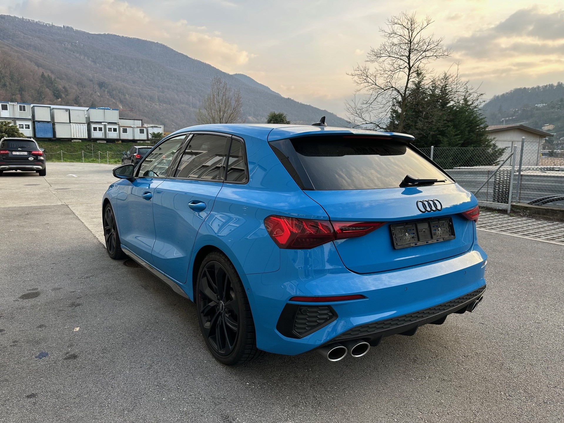 AUDI S3 Sportback 2.0 TFSI quattro-image-2