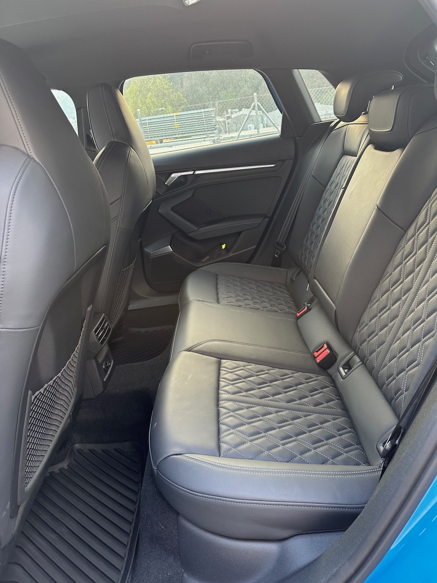 AUDI S3 Sportback 2.0 TFSI quattro-image-8