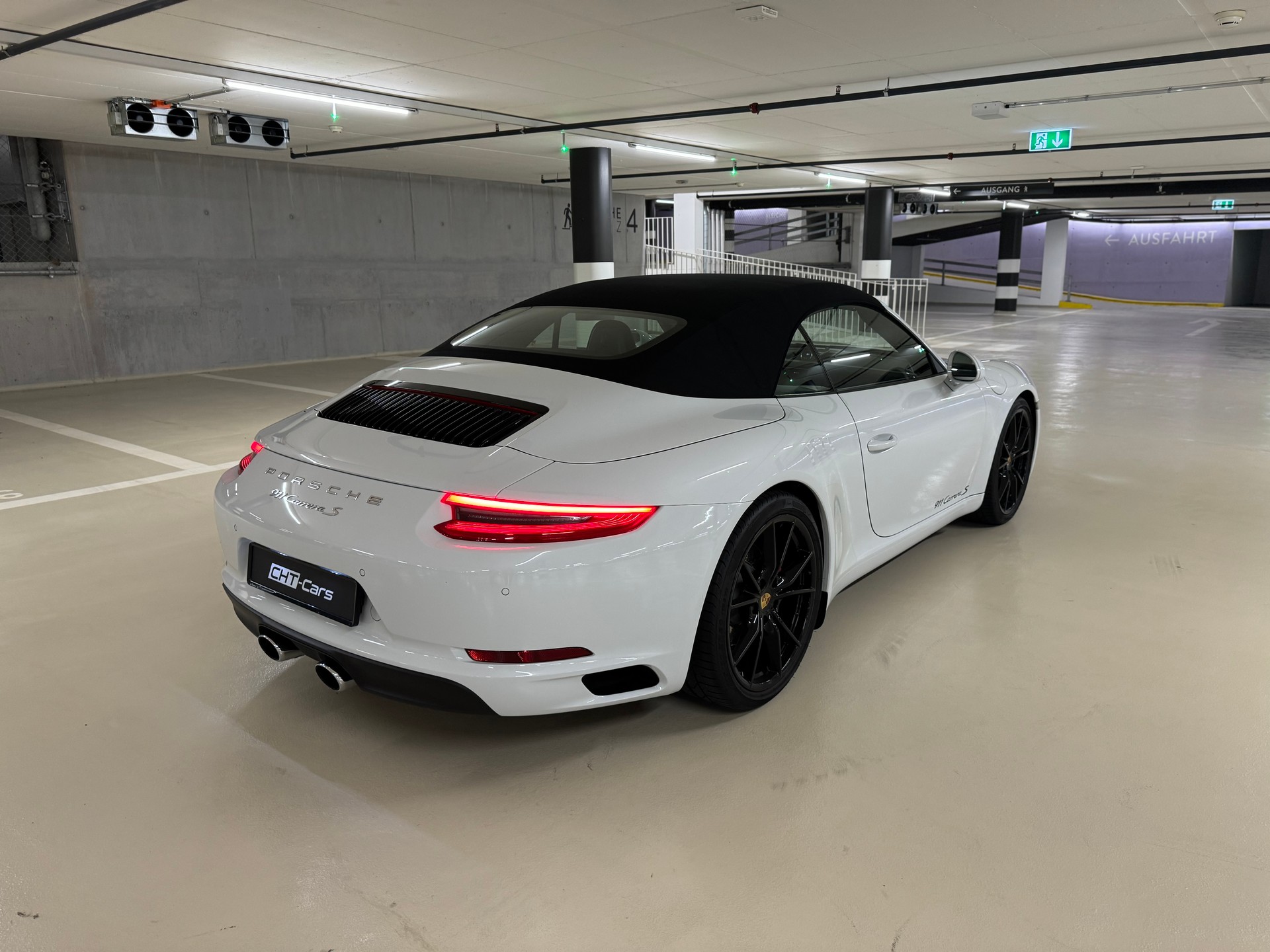 PORSCHE 911 Cabrio Carrera S PDK ***3.9 % Leasing***-image-4