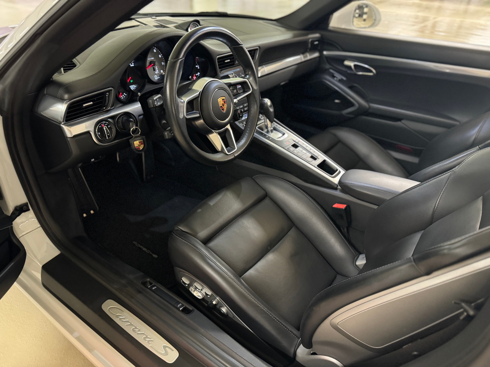 PORSCHE 911 Cabrio Carrera S PDK ***3.9 % Leasing***-image-9