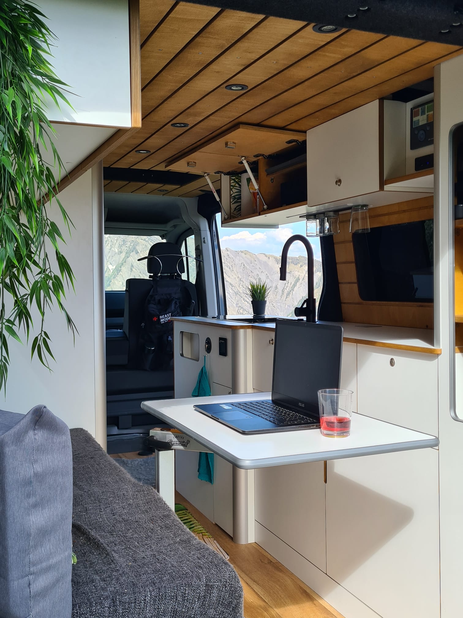 VW Crafter 35 2.0 BiTDI Entry L3 A-image-11