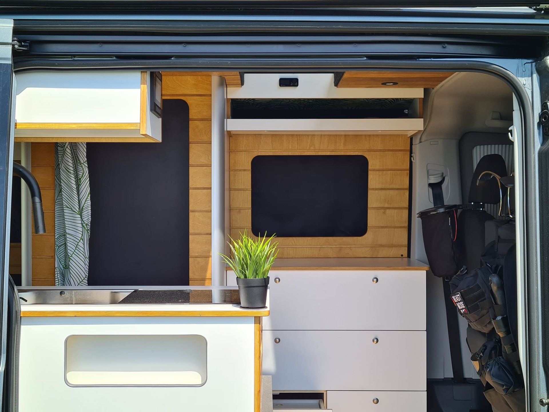 VW Crafter 35 2.0 BiTDI Entry L3 A-image-23