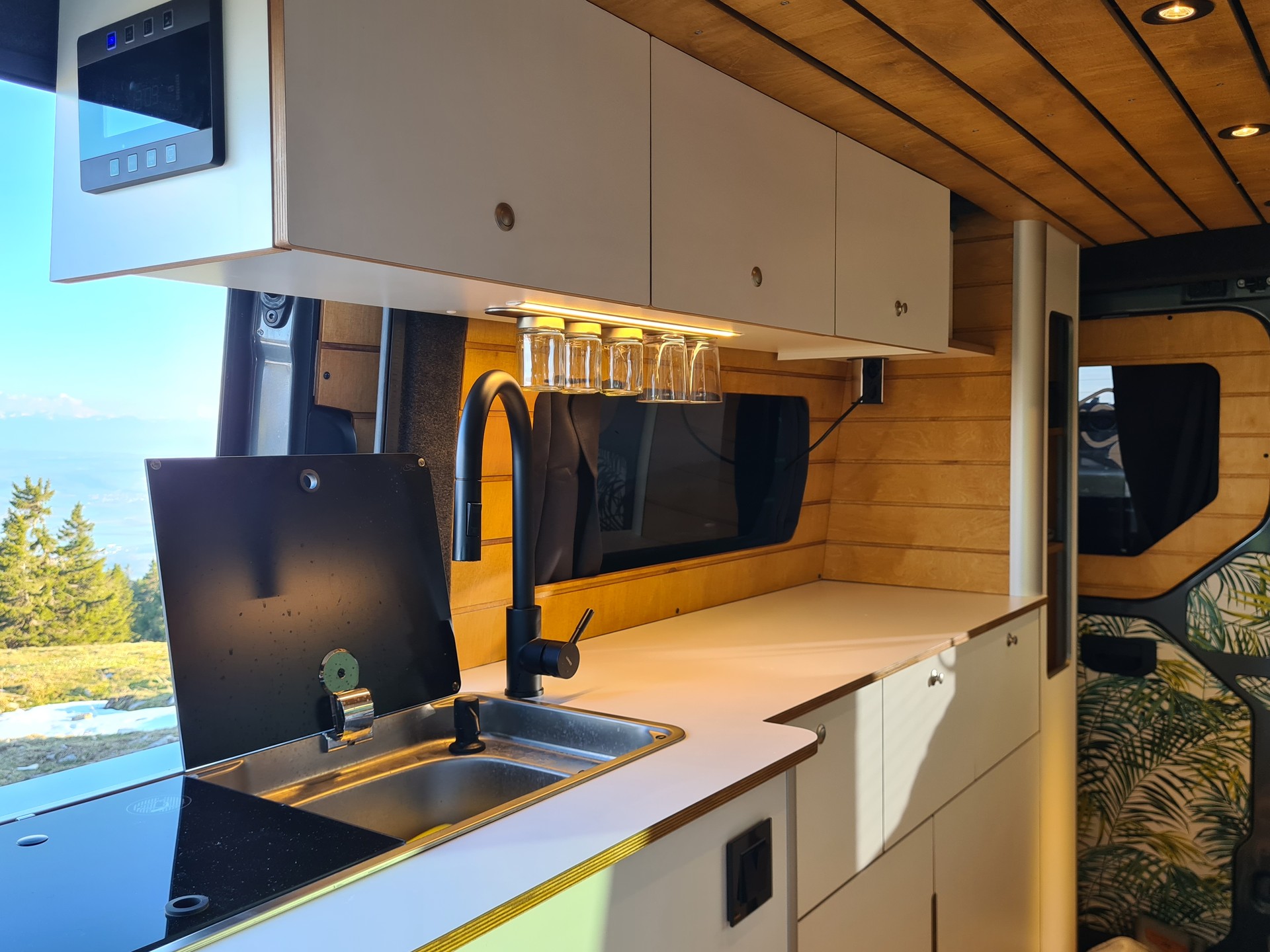 VW Crafter 35 2.0 BiTDI Entry L3 A-image-17