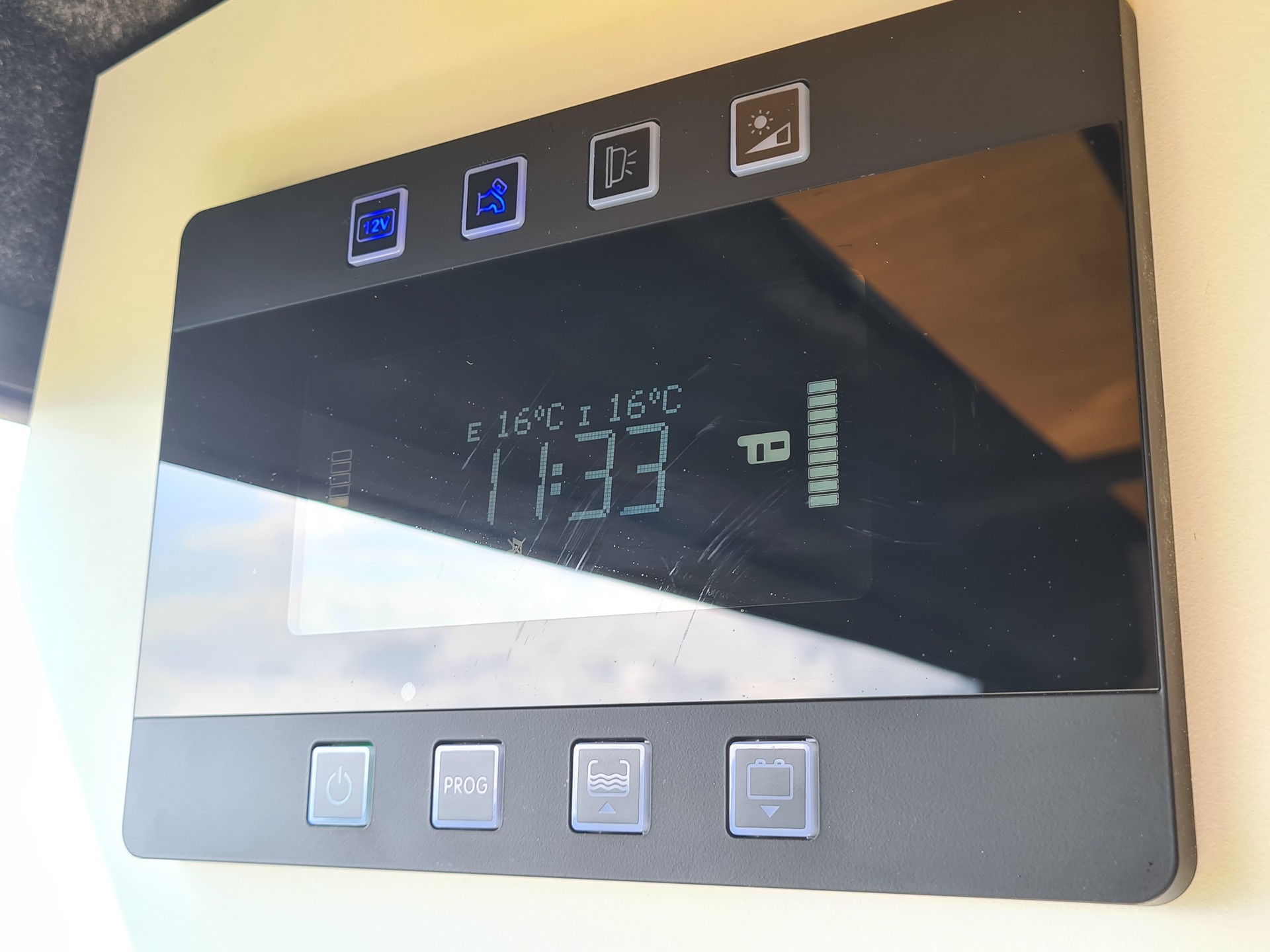 VW Crafter 35 2.0 BiTDI Entry L3 A-image-28