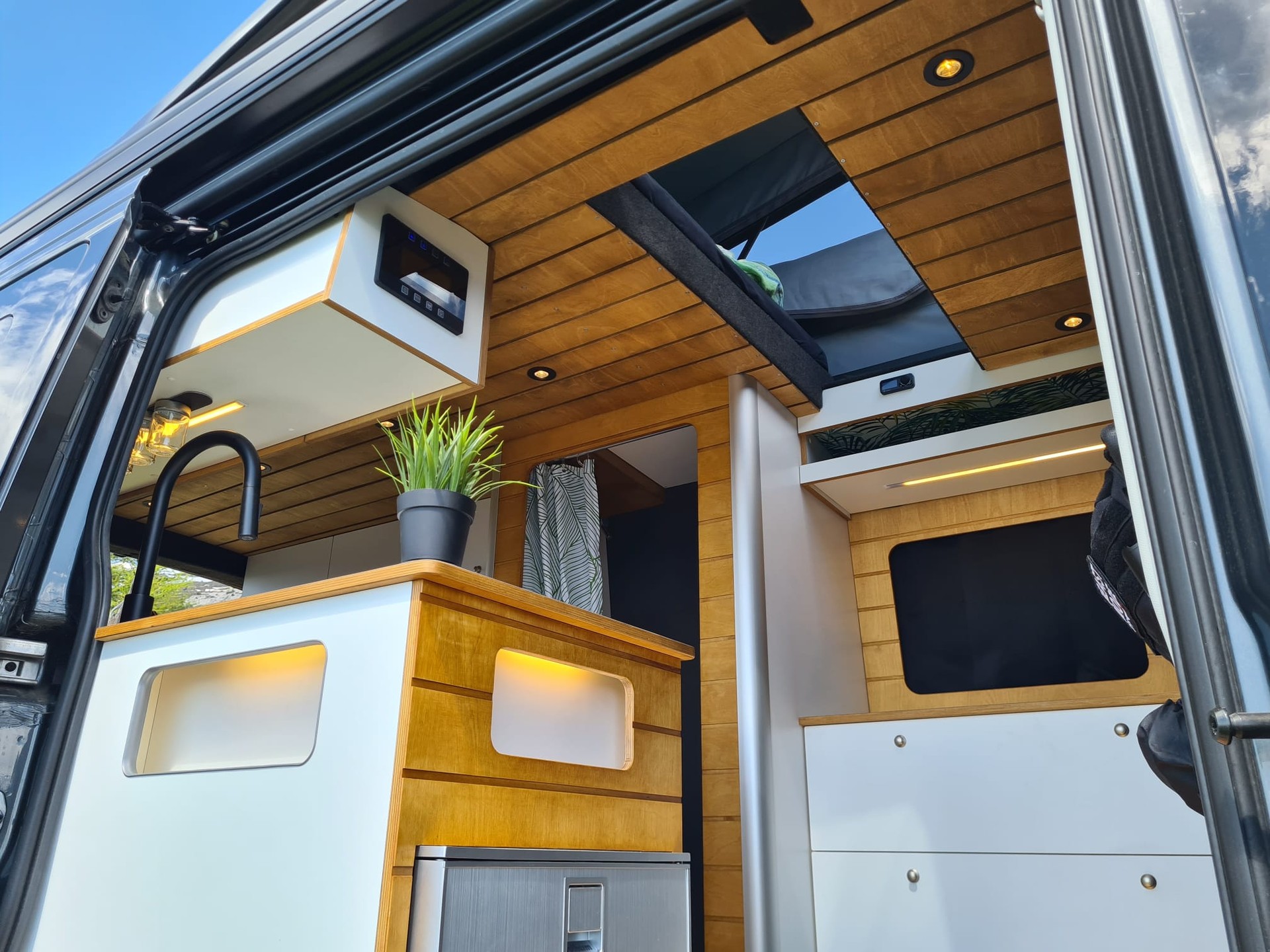 VW Crafter 35 2.0 BiTDI Entry L3 A-image-21