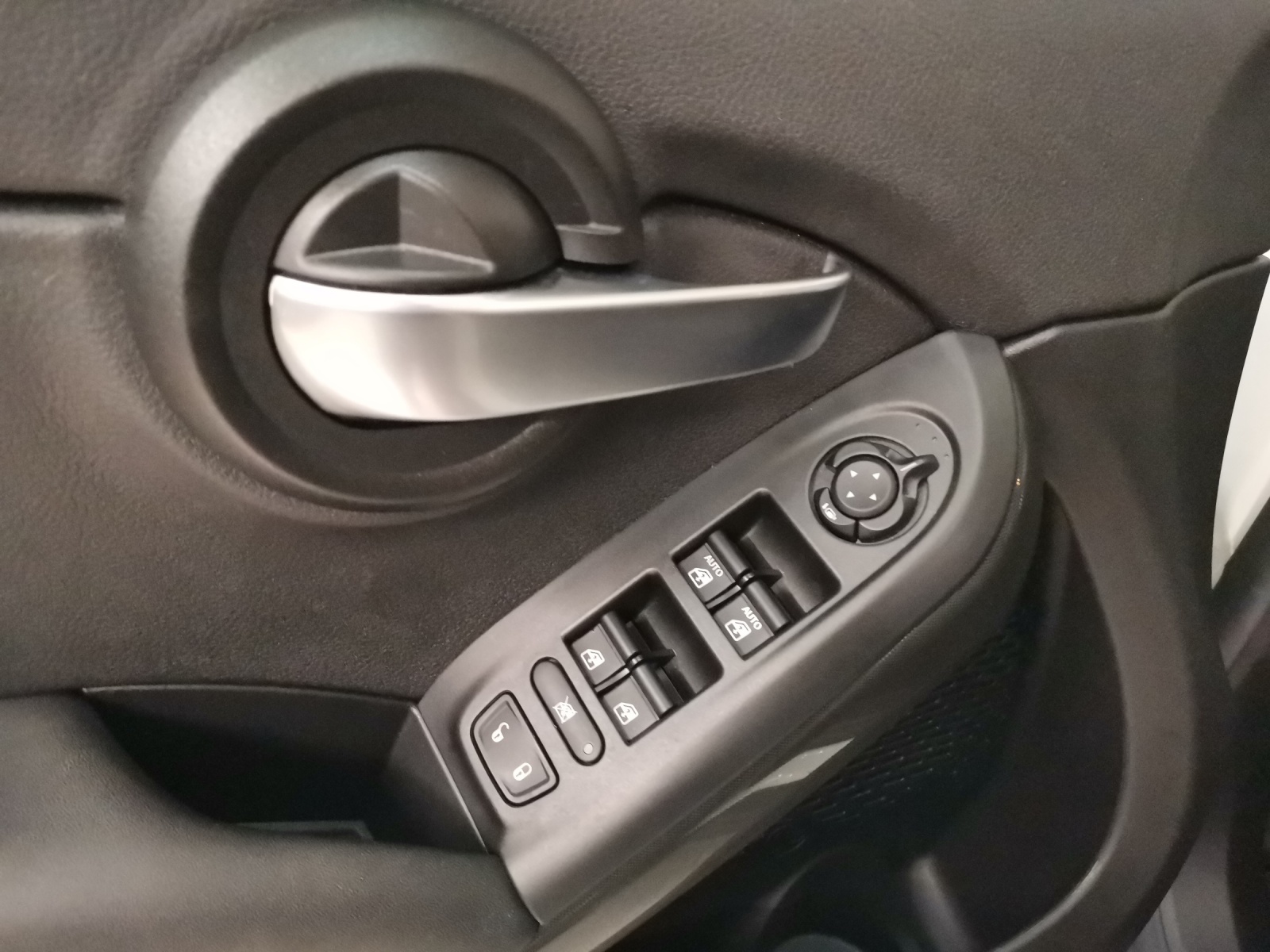 FIAT 500X 1.3 T4 Connect-image-11