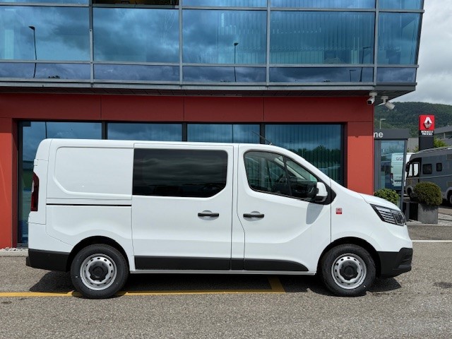 RENAULT Trucks Trafic Red Edition 150 PS A9 L1H1 Heckklappe-image-1