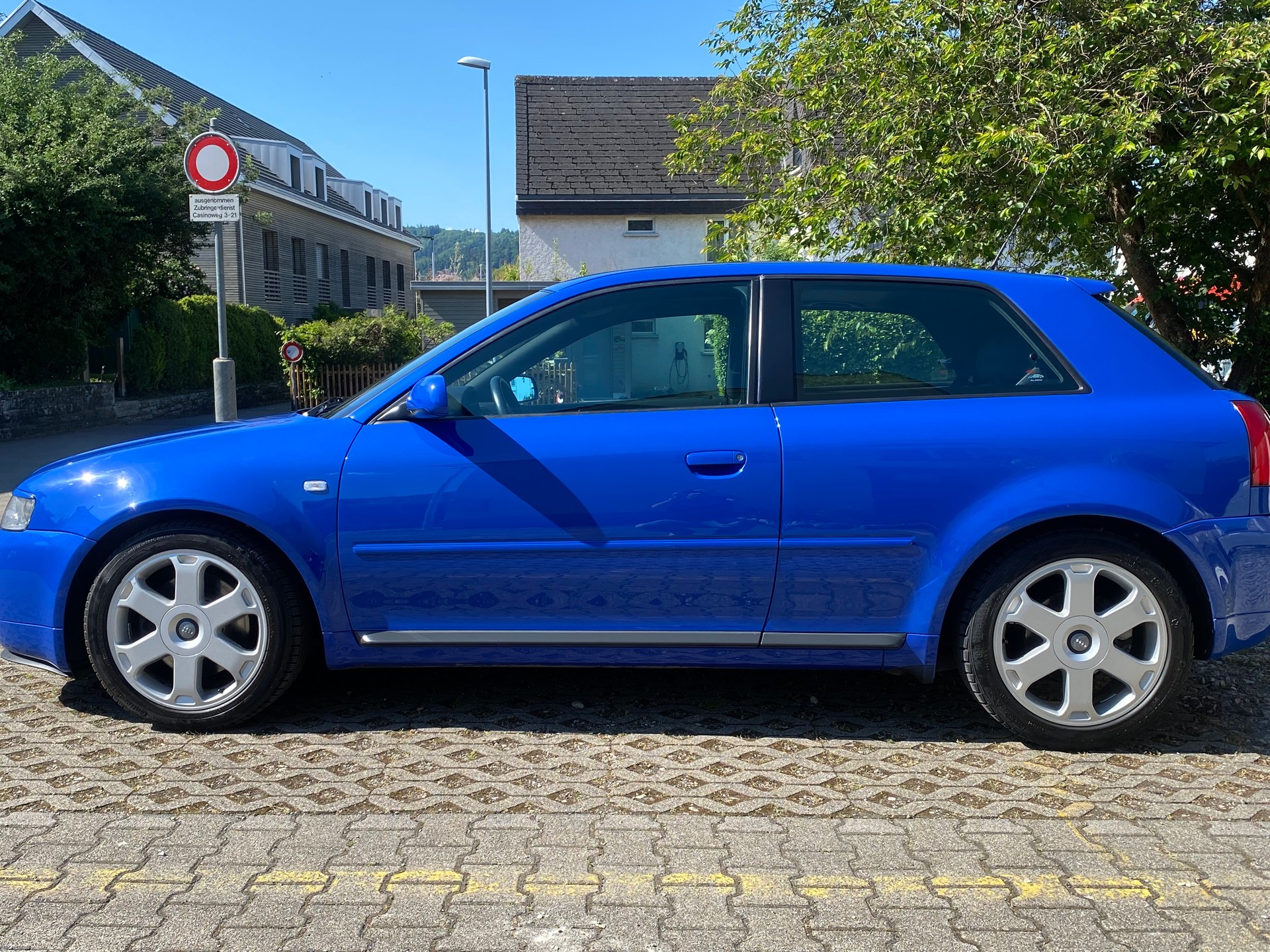AUDI S3 quattro-image-4