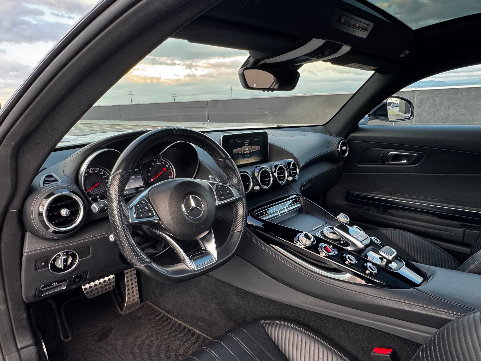 MERCEDES-BENZ AMG GT Speedshift DCT-image-10