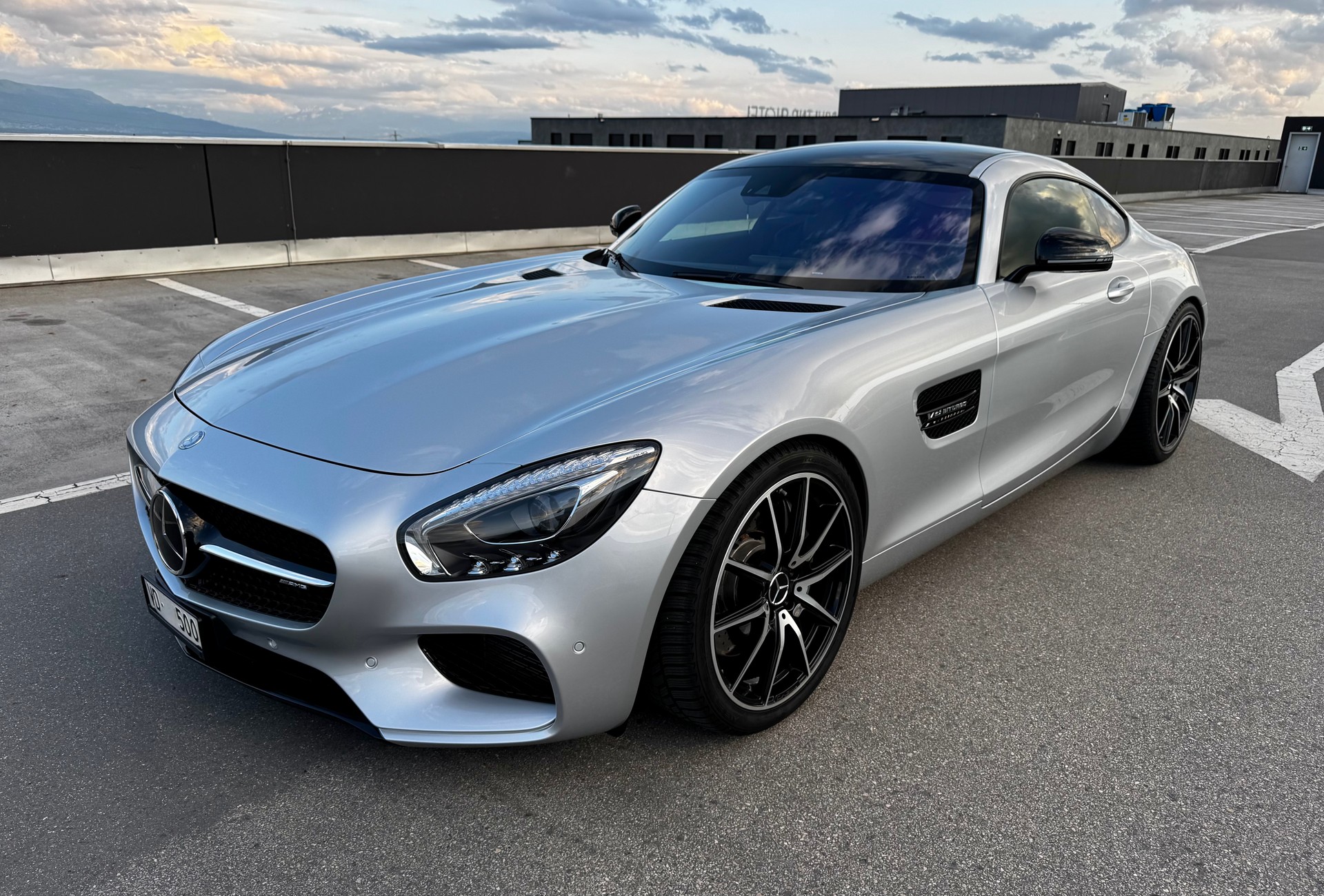 MERCEDES-BENZ AMG GT Speedshift DCT-image-1
