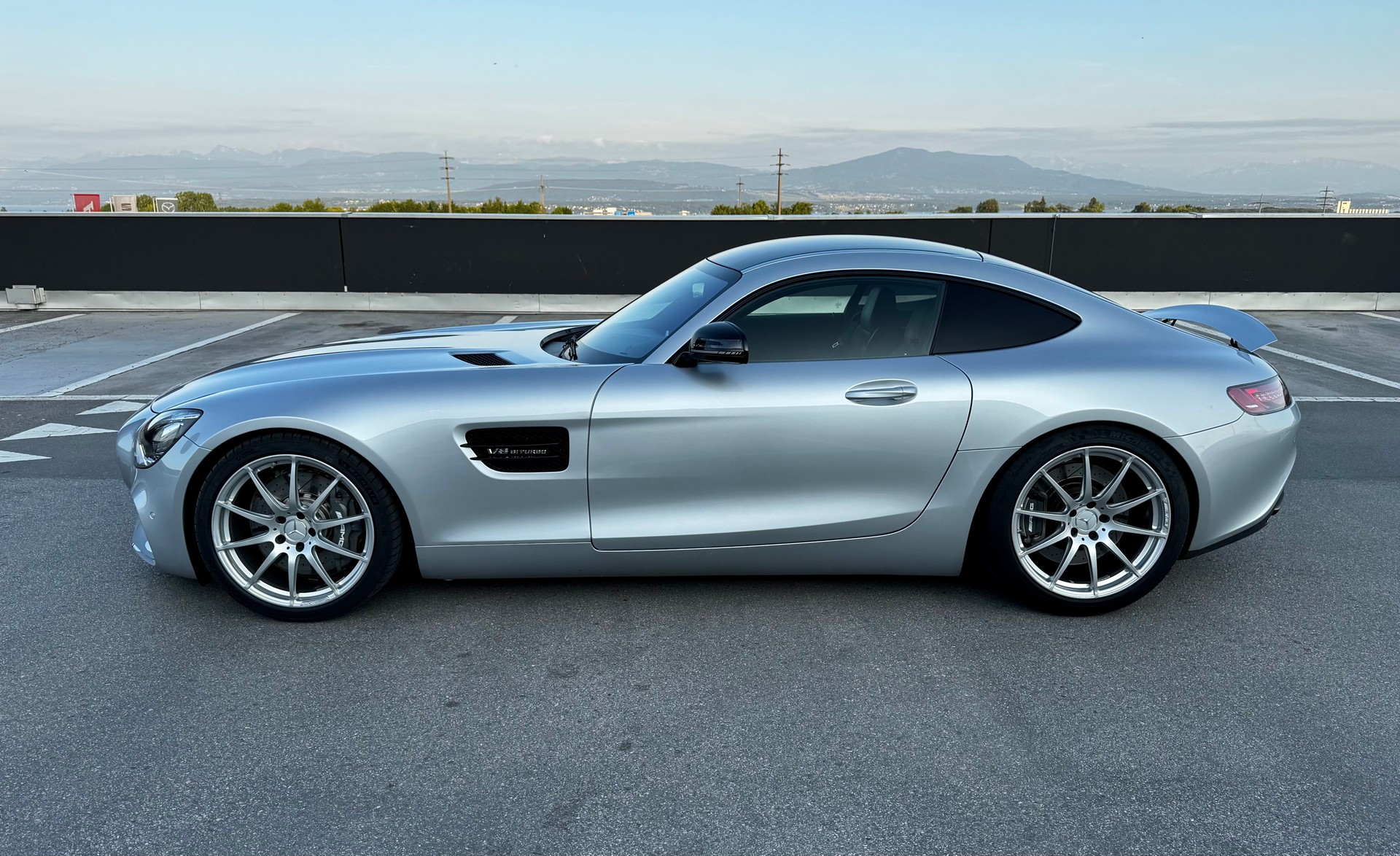 MERCEDES-BENZ AMG GT Speedshift DCT-image-2