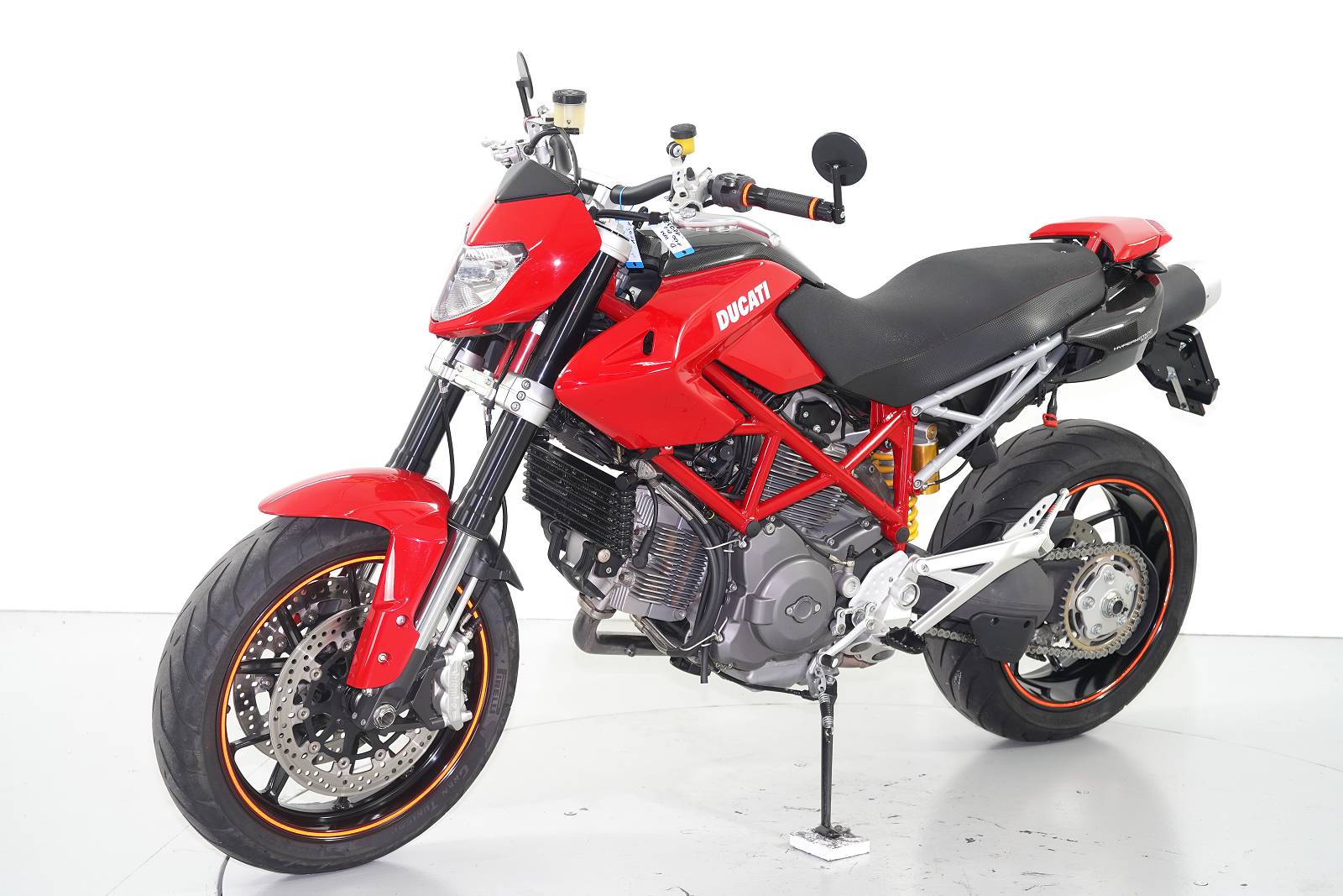 DUCATI Hypermotard 1100 EVO-showroom-element-2
