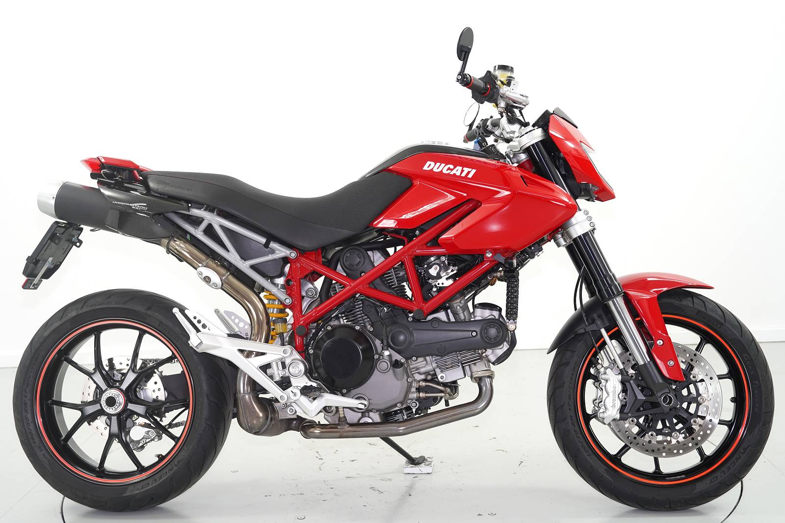 DUCATI Hypermotard 1100 EVO-showroom-element-3