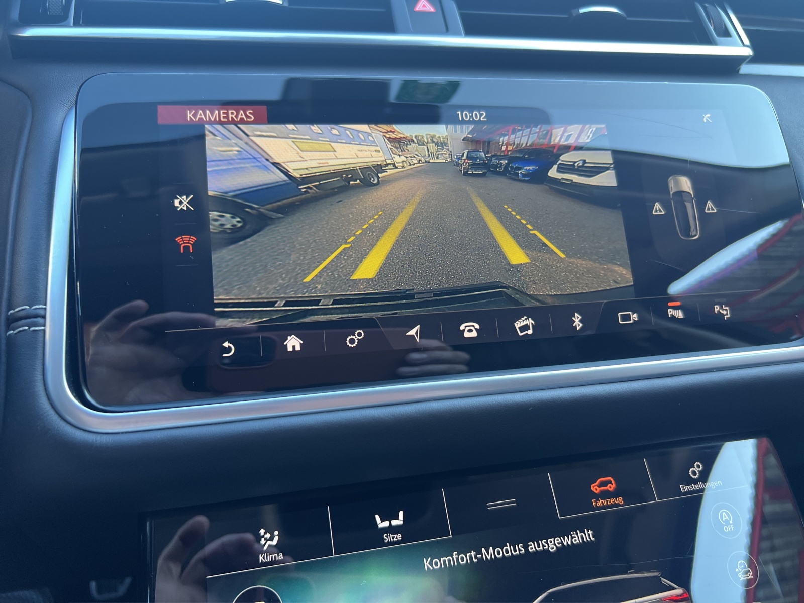 LAND ROVER Range Rover Velar R-Dynamic P 380 HSE Automatic-image-13