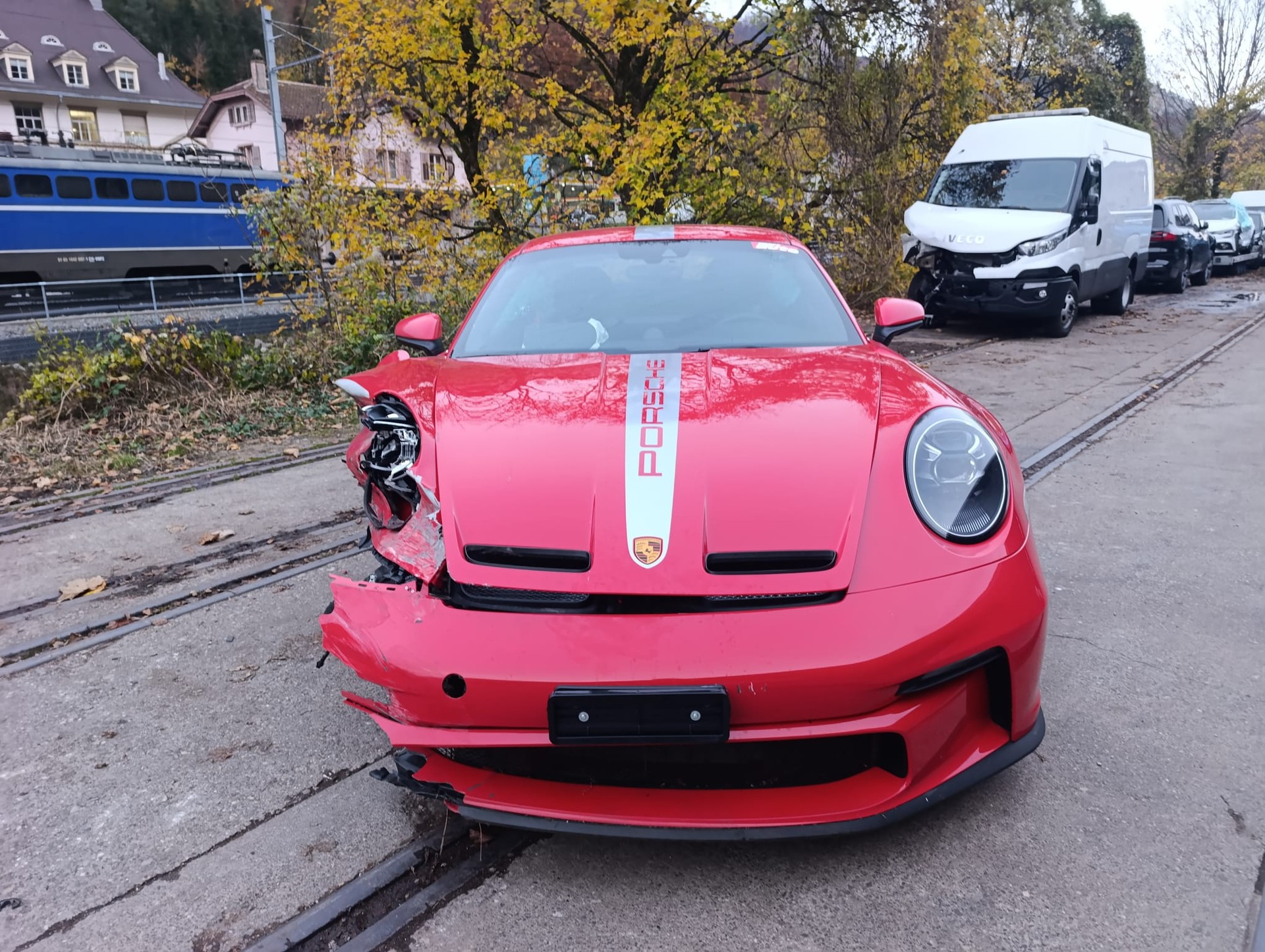 PORSCHE 911 GT3 Touring PDK-image-5