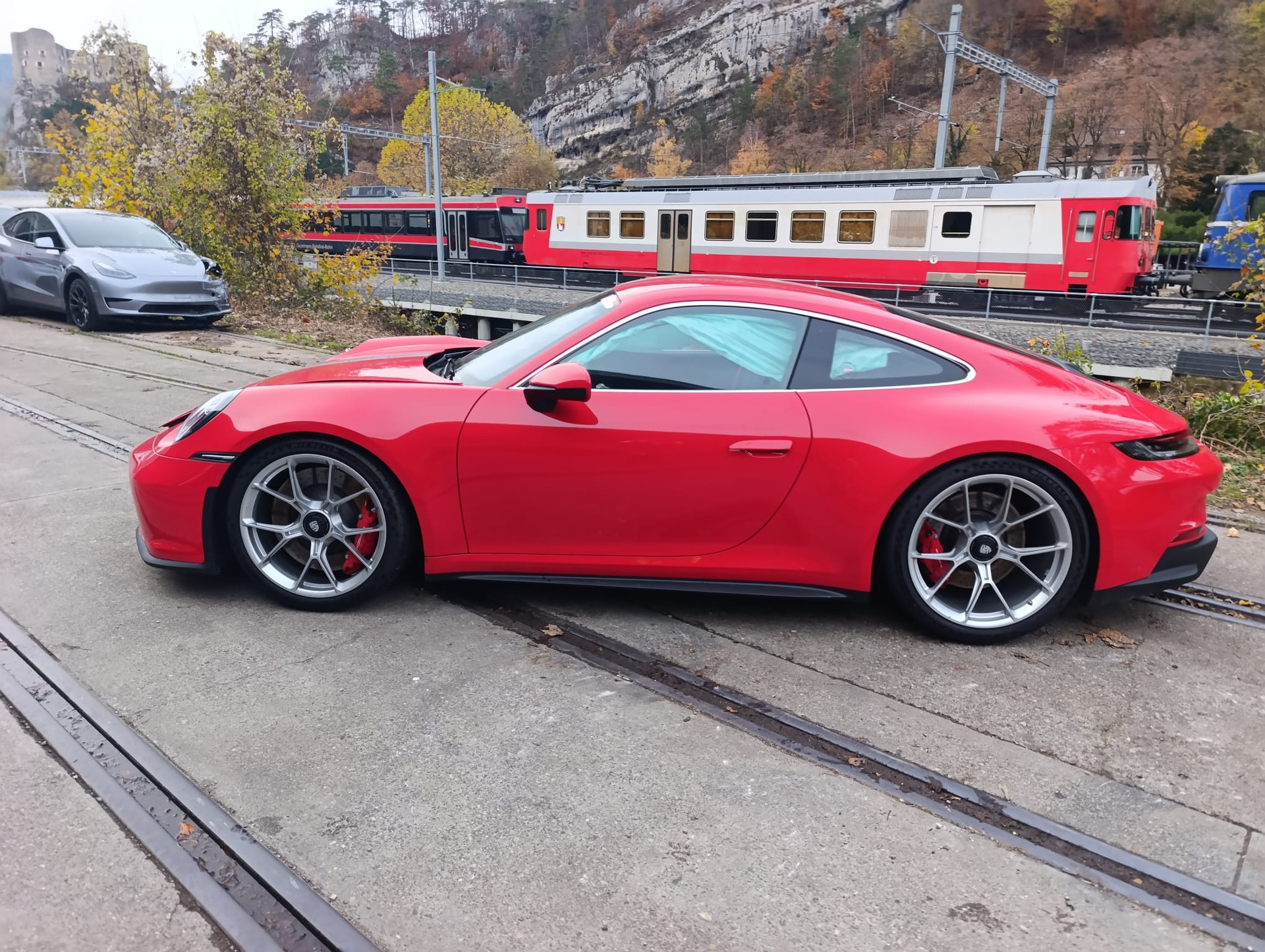 PORSCHE 911 GT3 Touring PDK-image-3