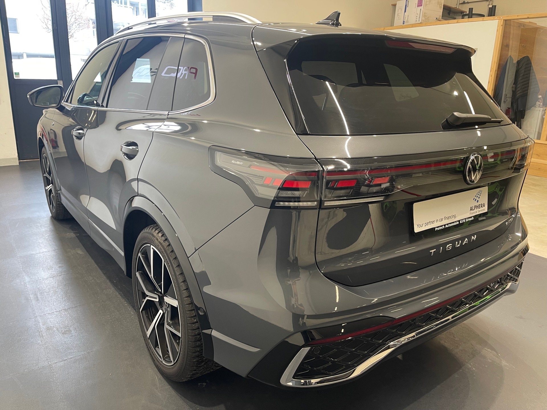 VW Tiguan 1.5 TSI evo2 mHEV R-Line DSG-image-8