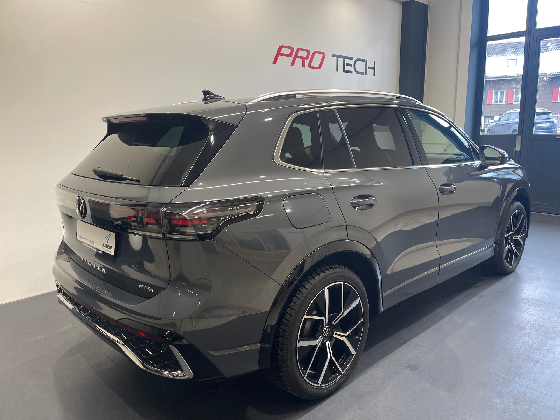 VW Tiguan 1.5 TSI evo2 mHEV R-Line DSG-image-6
