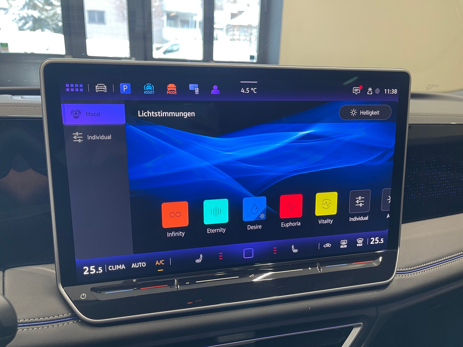 VW Tiguan 1.5 TSI evo2 mHEV R-Line DSG-image-19