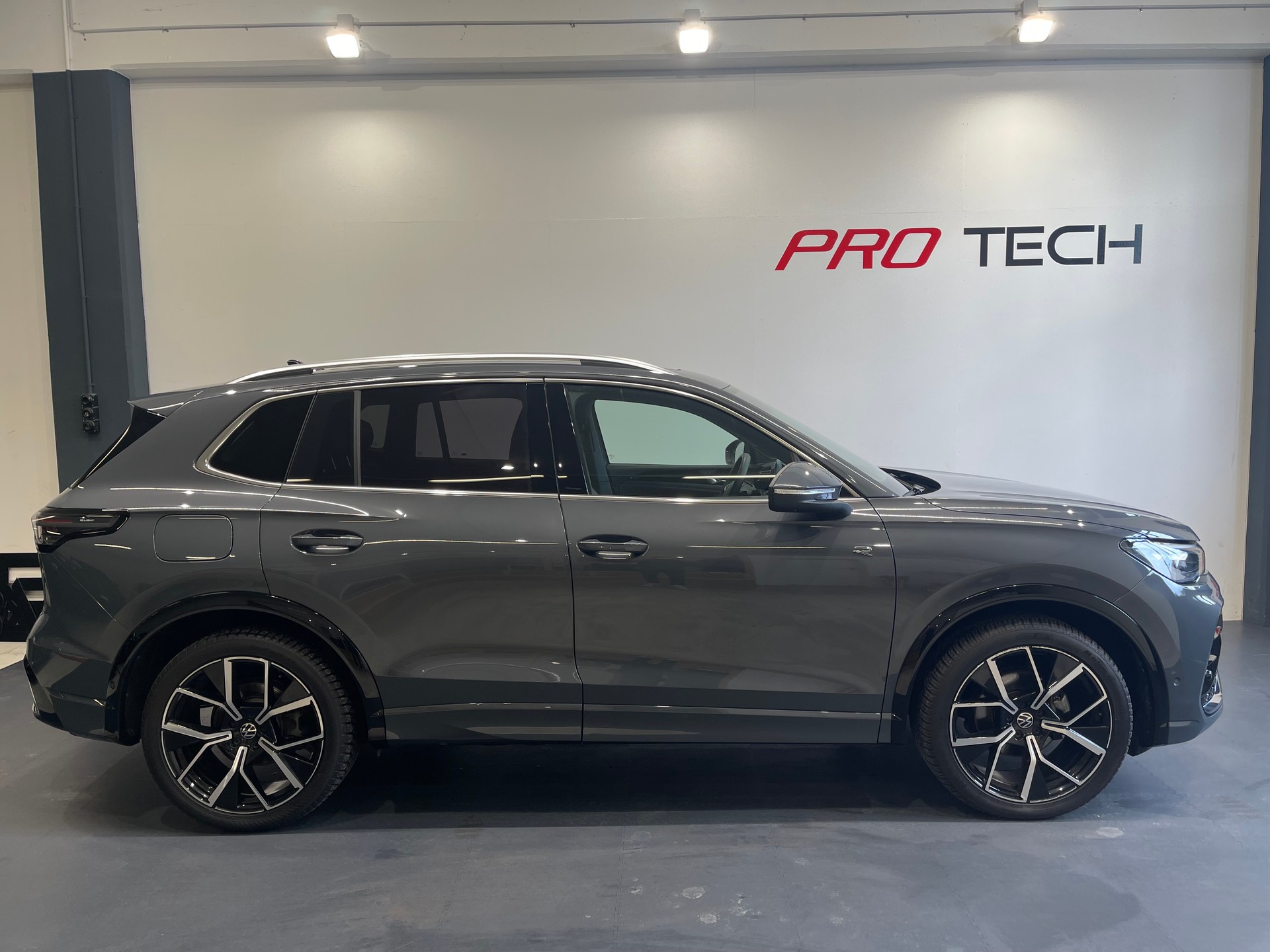 VW Tiguan 1.5 TSI evo2 mHEV R-Line DSG-image-5