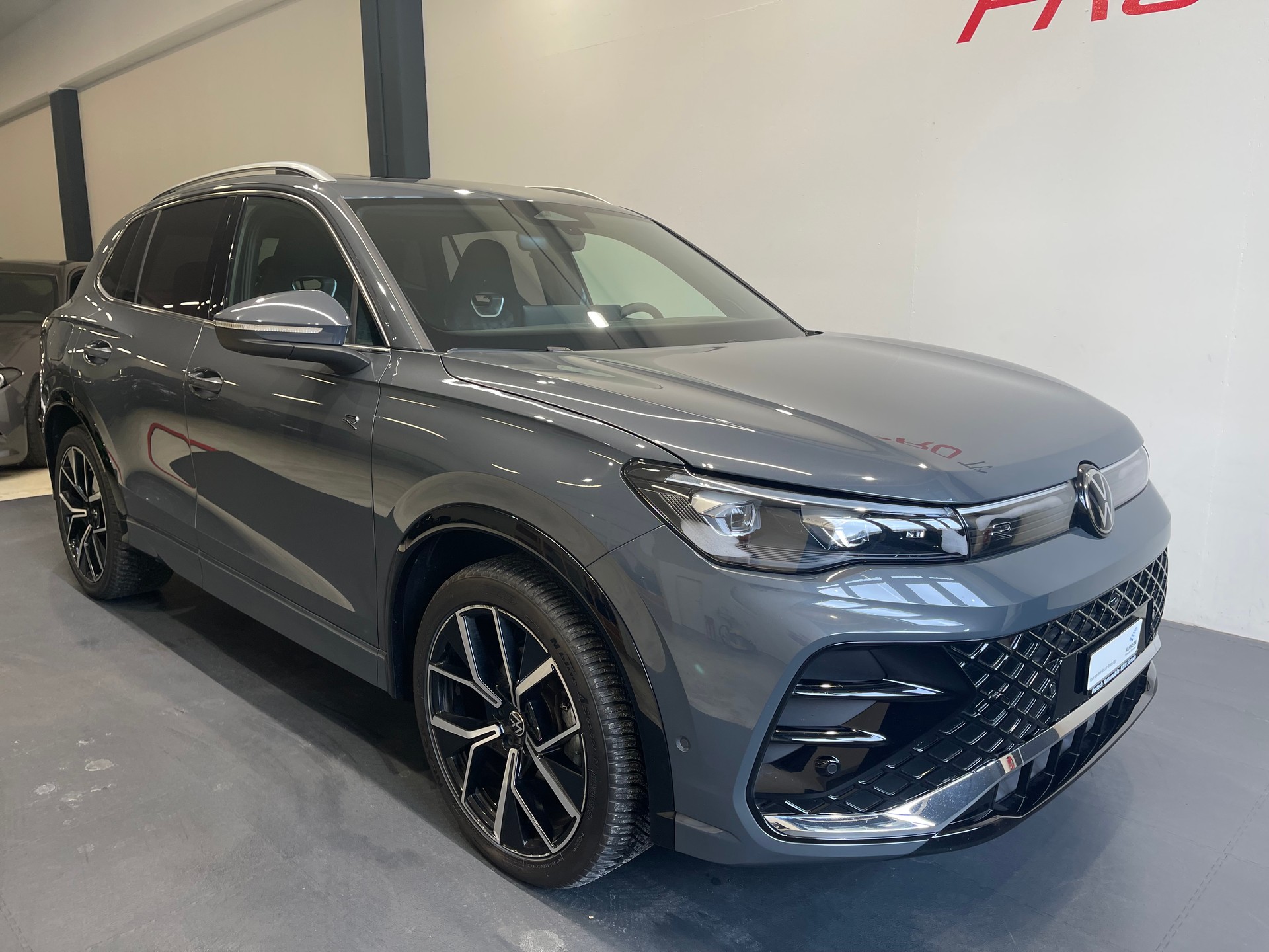 VW Tiguan 1.5 TSI evo2 mHEV R-Line DSG-image-4